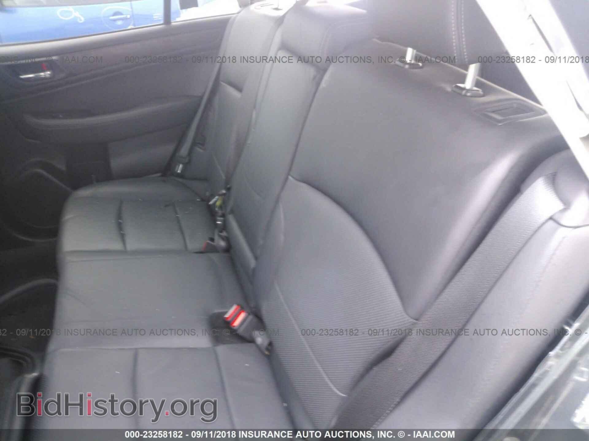 2016 Subaru Outback - VIN: 4S4BSANC6G3245417 - Photo 8