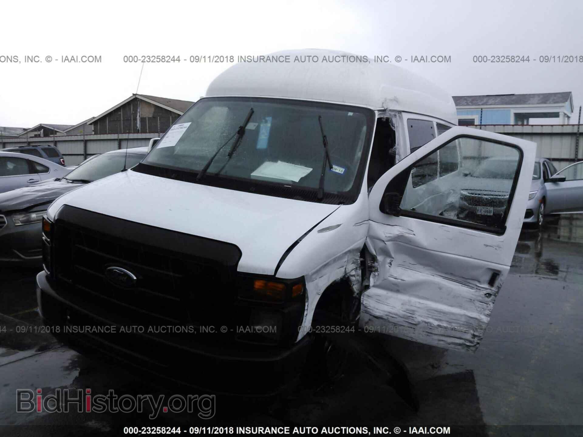 2009 FORD ECONOLINE - VIN: 1FTNS24W39DA30058 - Фото 2