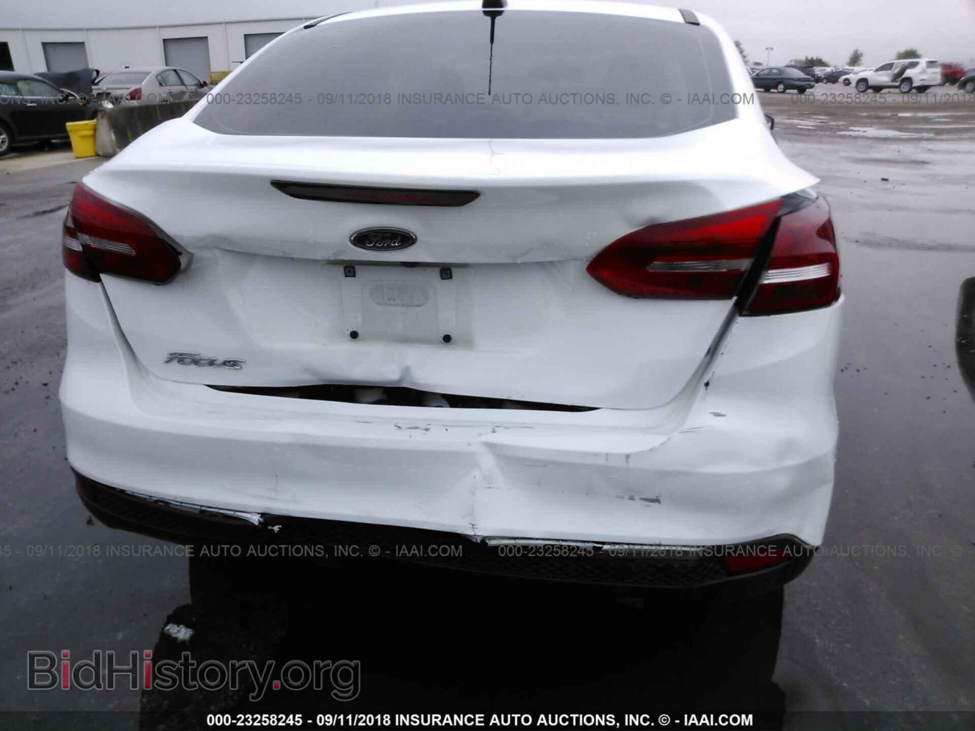 2017 Ford Focus - VIN: 1FADP3E22HL204484 - Фото 6