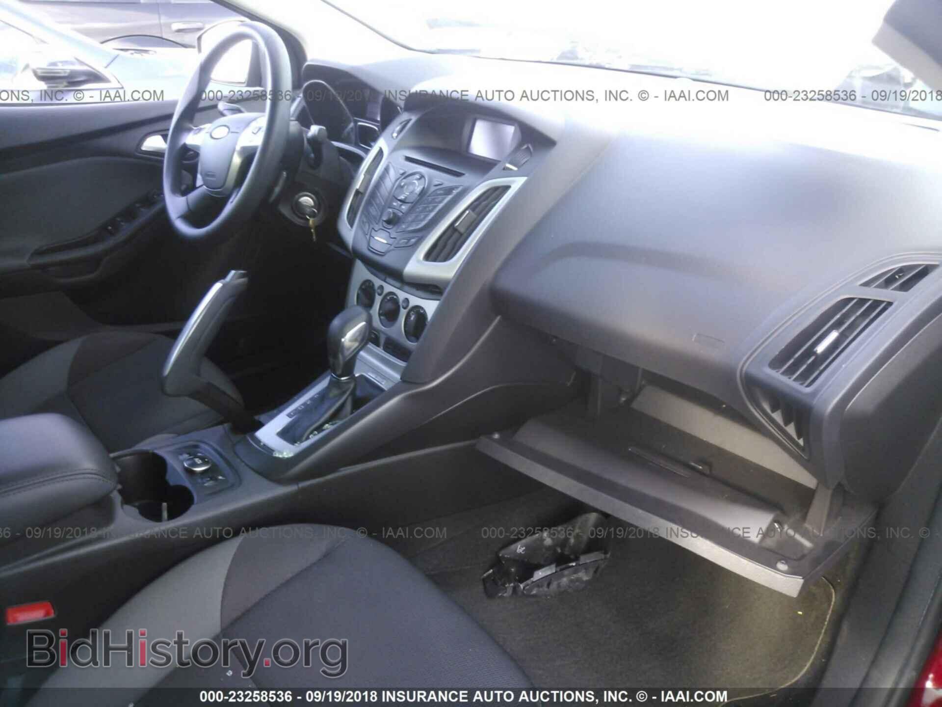 2013 Ford Focus - VIN: 1FADP3F27DL138927 - Photo 5