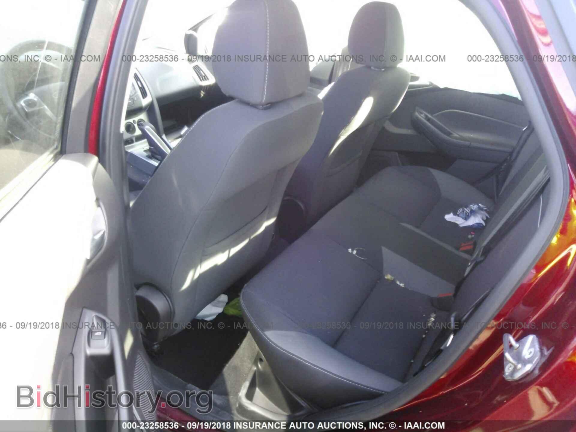 2013 Ford Focus - VIN: 1FADP3F27DL138927 - Photo 8