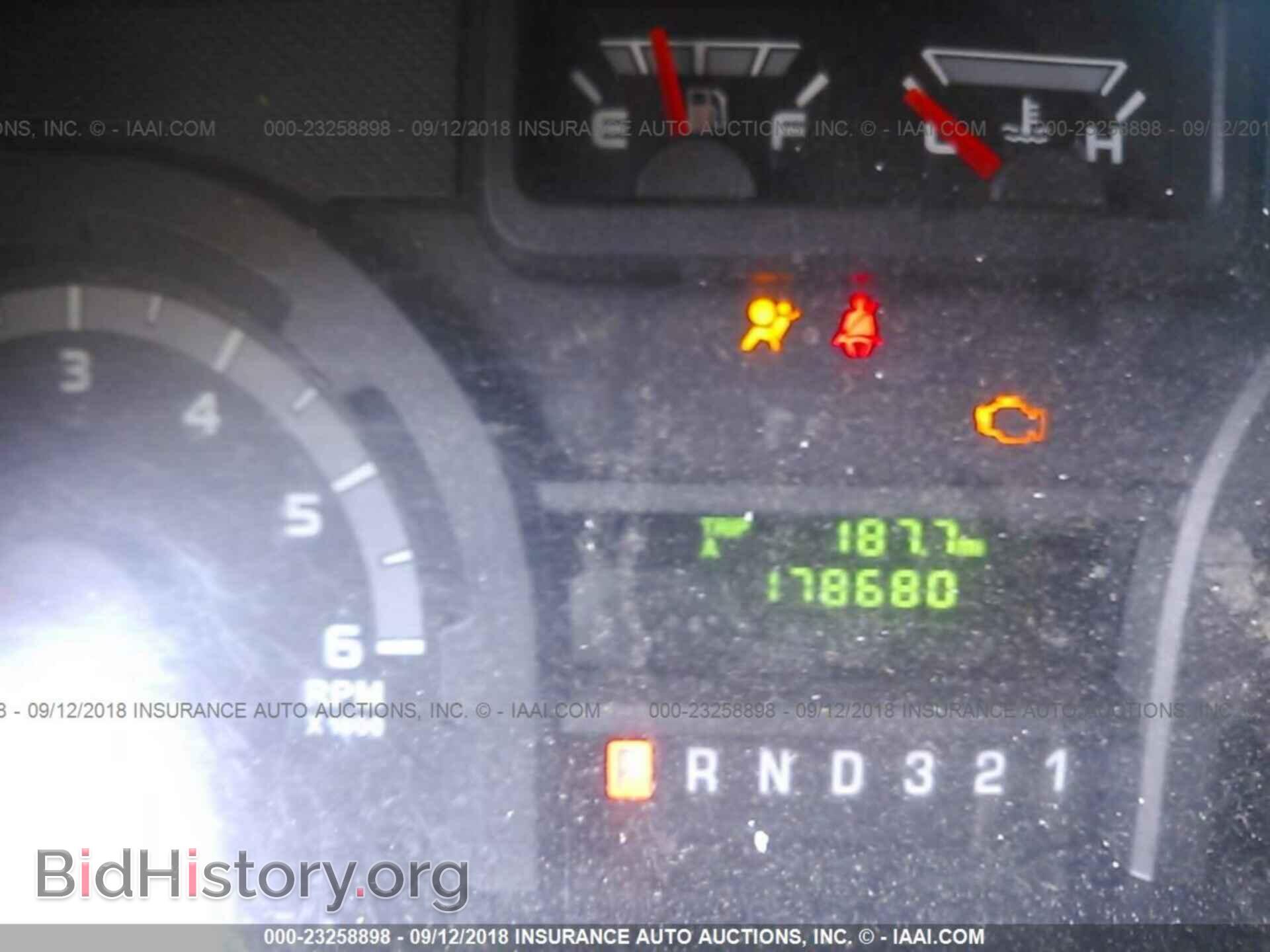 2012 Ford Econoline - VIN: 1FDWE3FS0CDA63226 - Фото 6