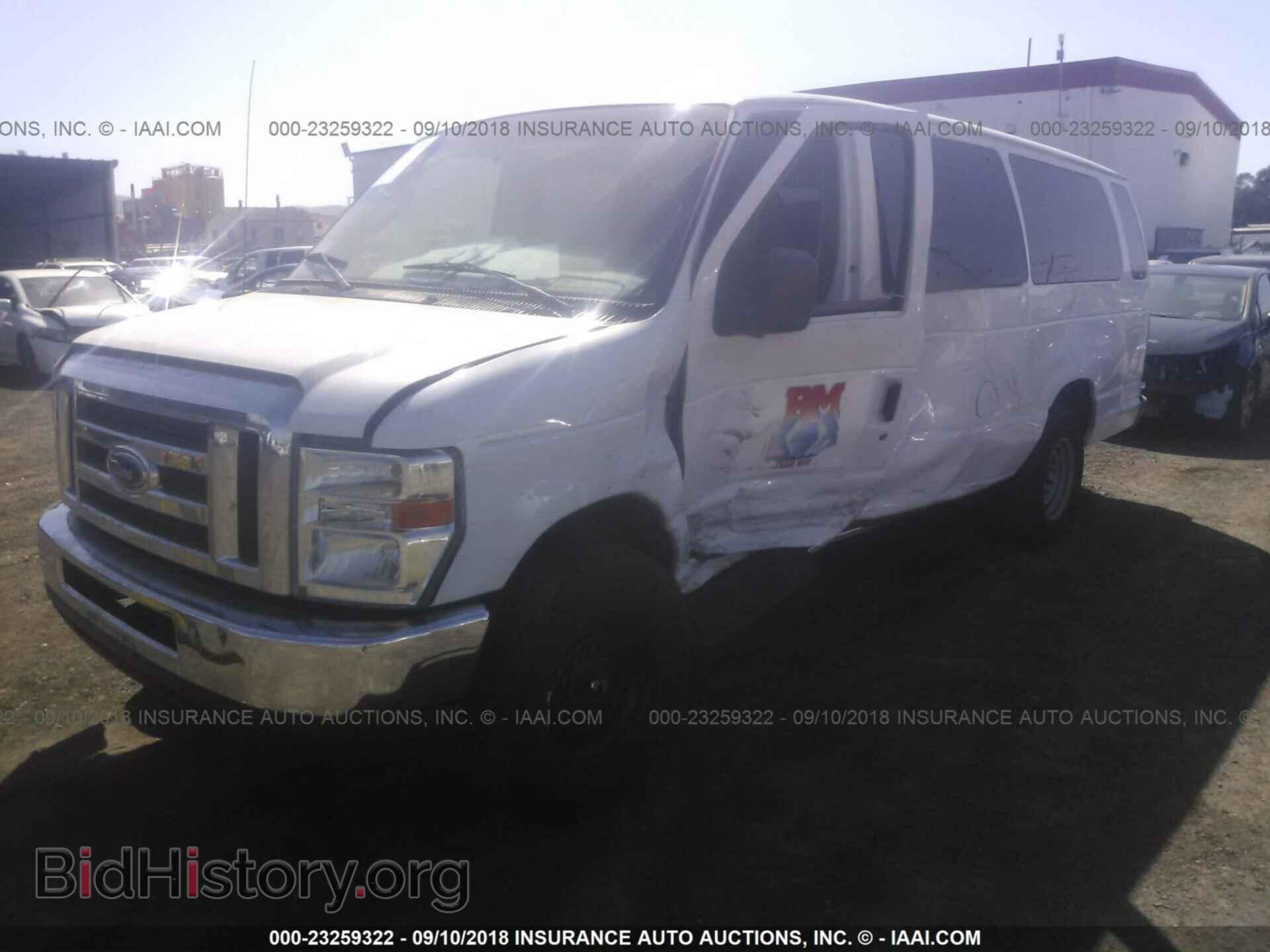 2013 Ford Econoline - VIN: 1FDSS3BLXDDB07191 - Фото 2