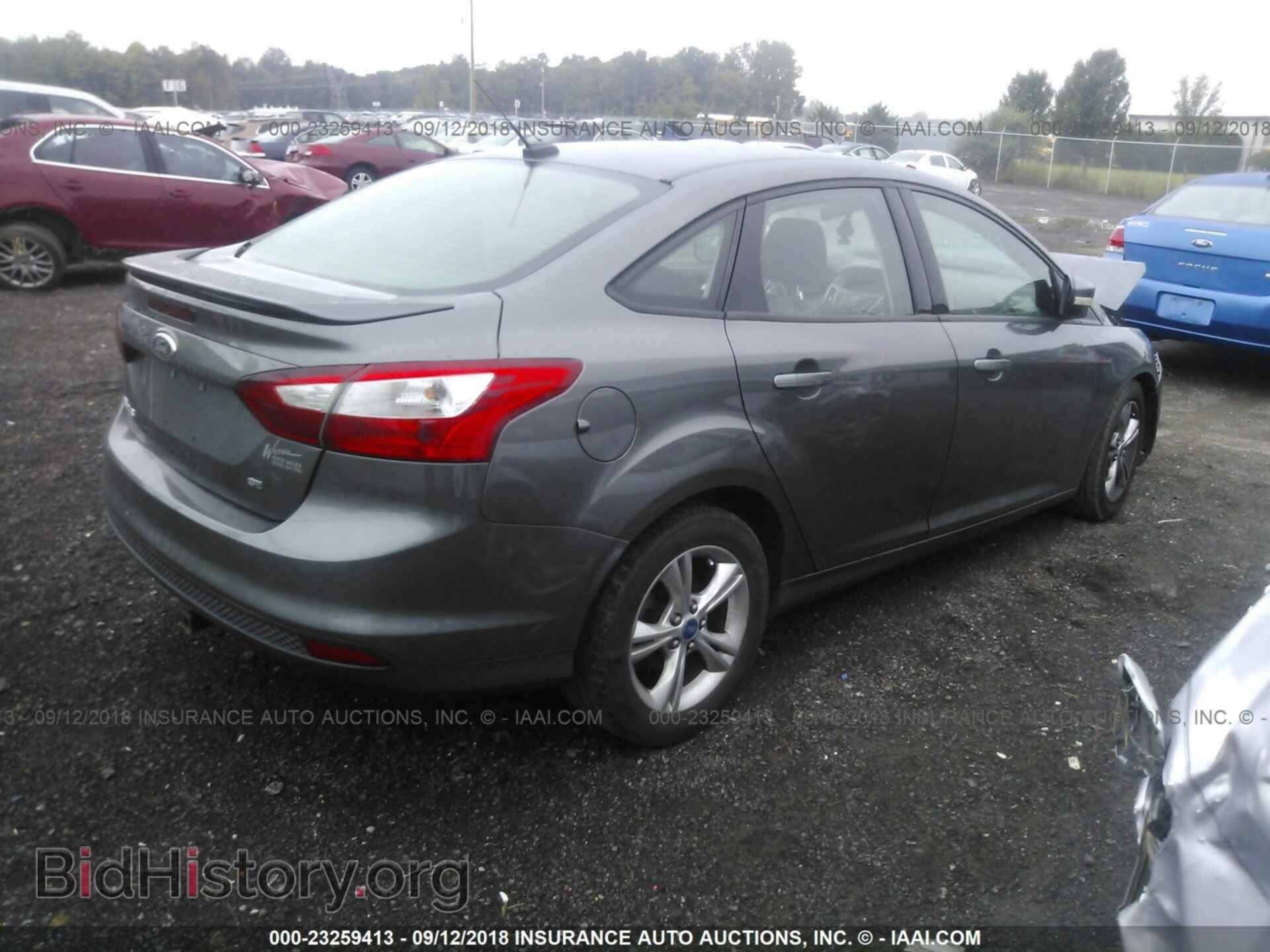 2012 Ford Focus - VIN: 1FAHP3F25CL269709 - Photo 4