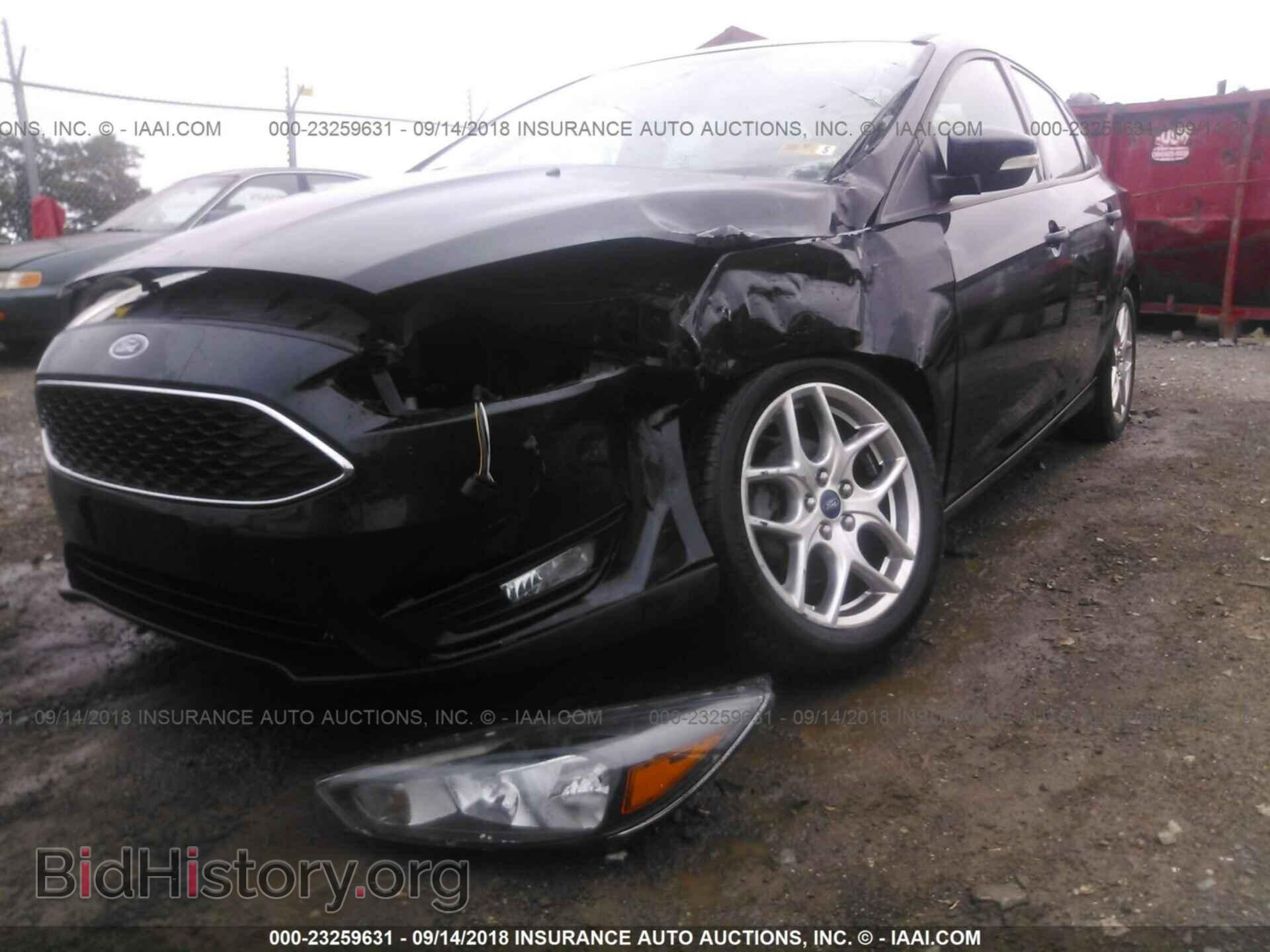 2015 Ford Focus - VIN: 1FADP3F23FL247596 - Photo 6