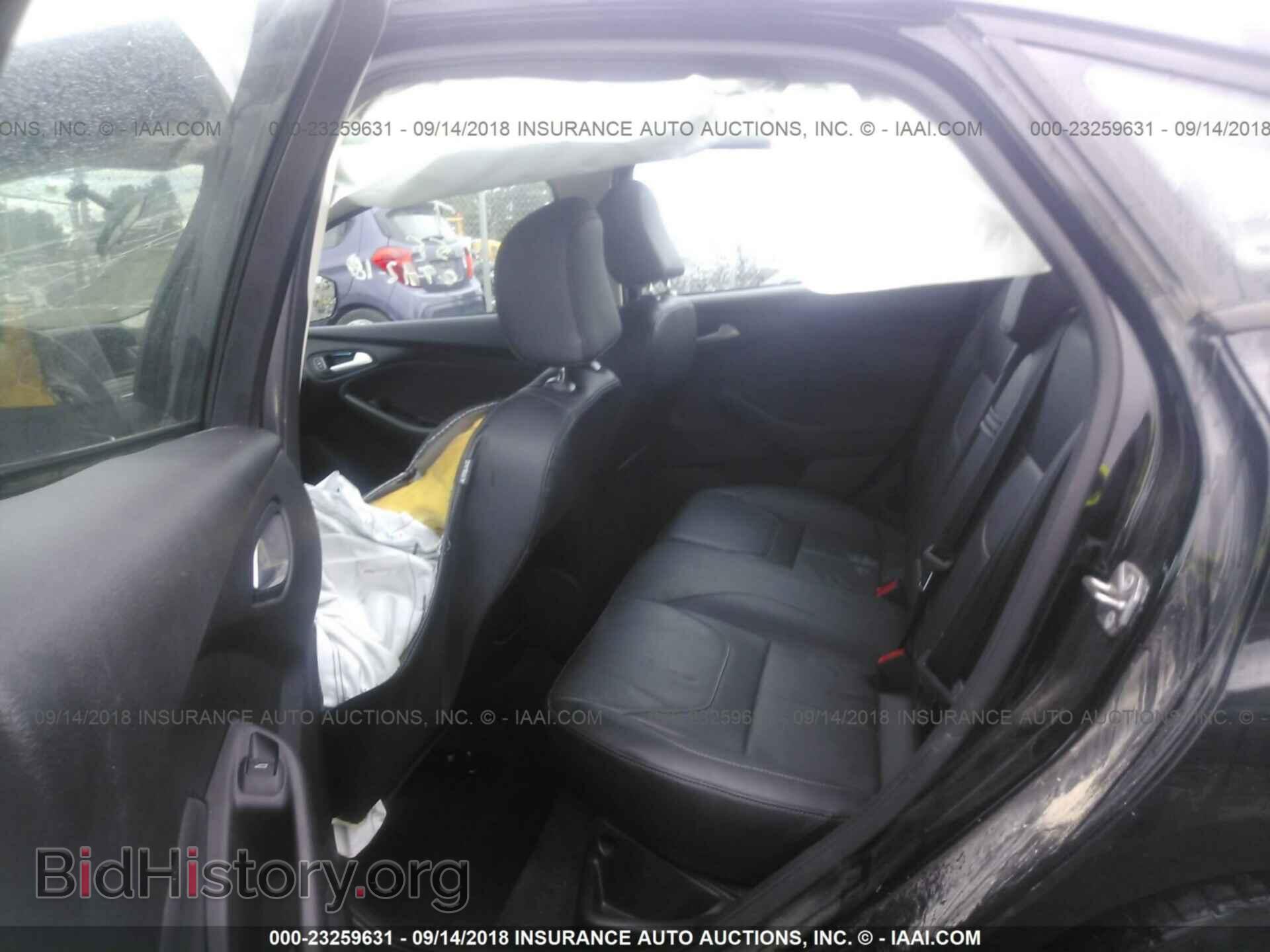 2015 Ford Focus - VIN: 1FADP3F23FL247596 - Photo 8