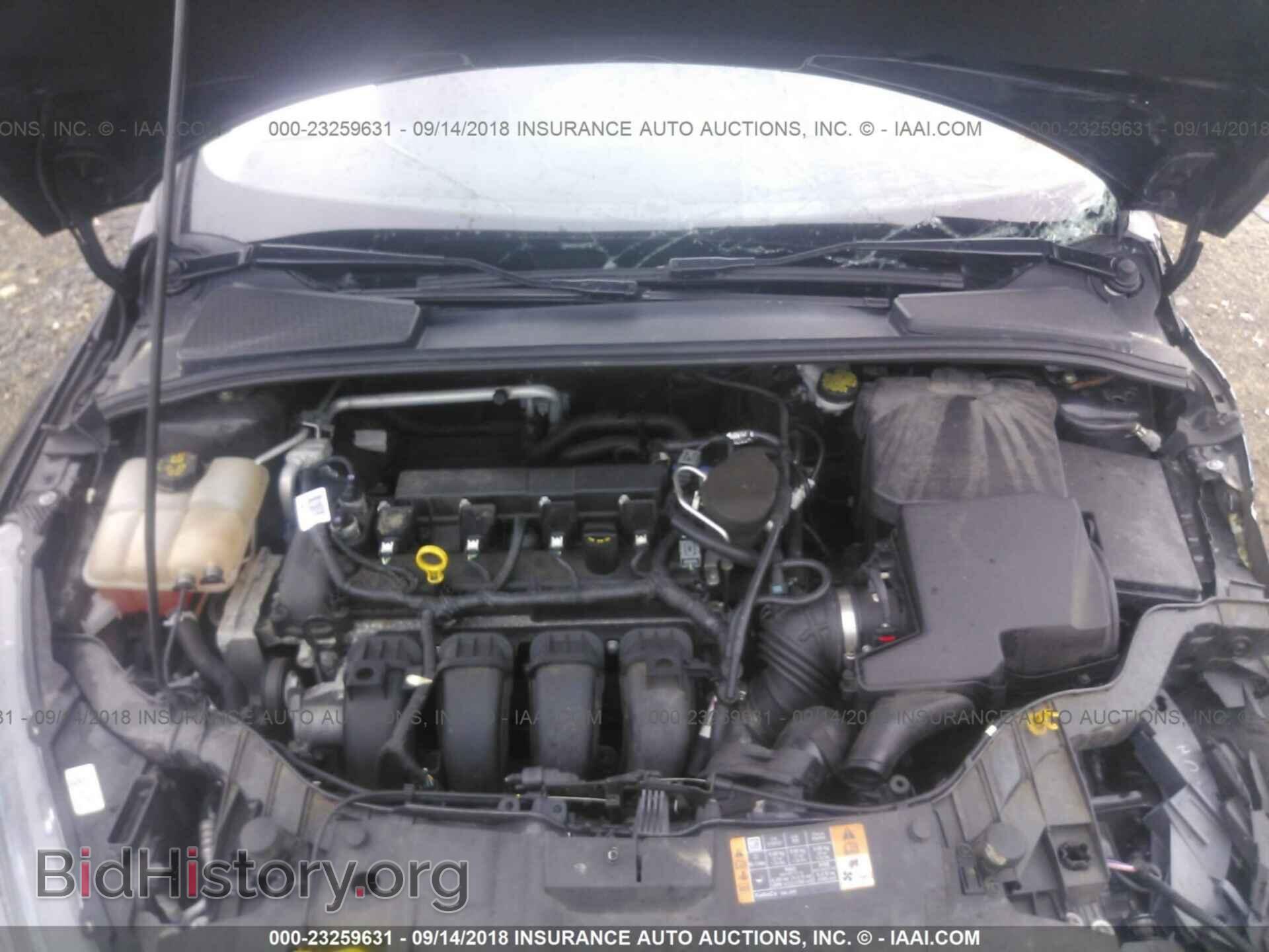 2015 Ford Focus - VIN: 1FADP3F23FL247596 - Photo 10