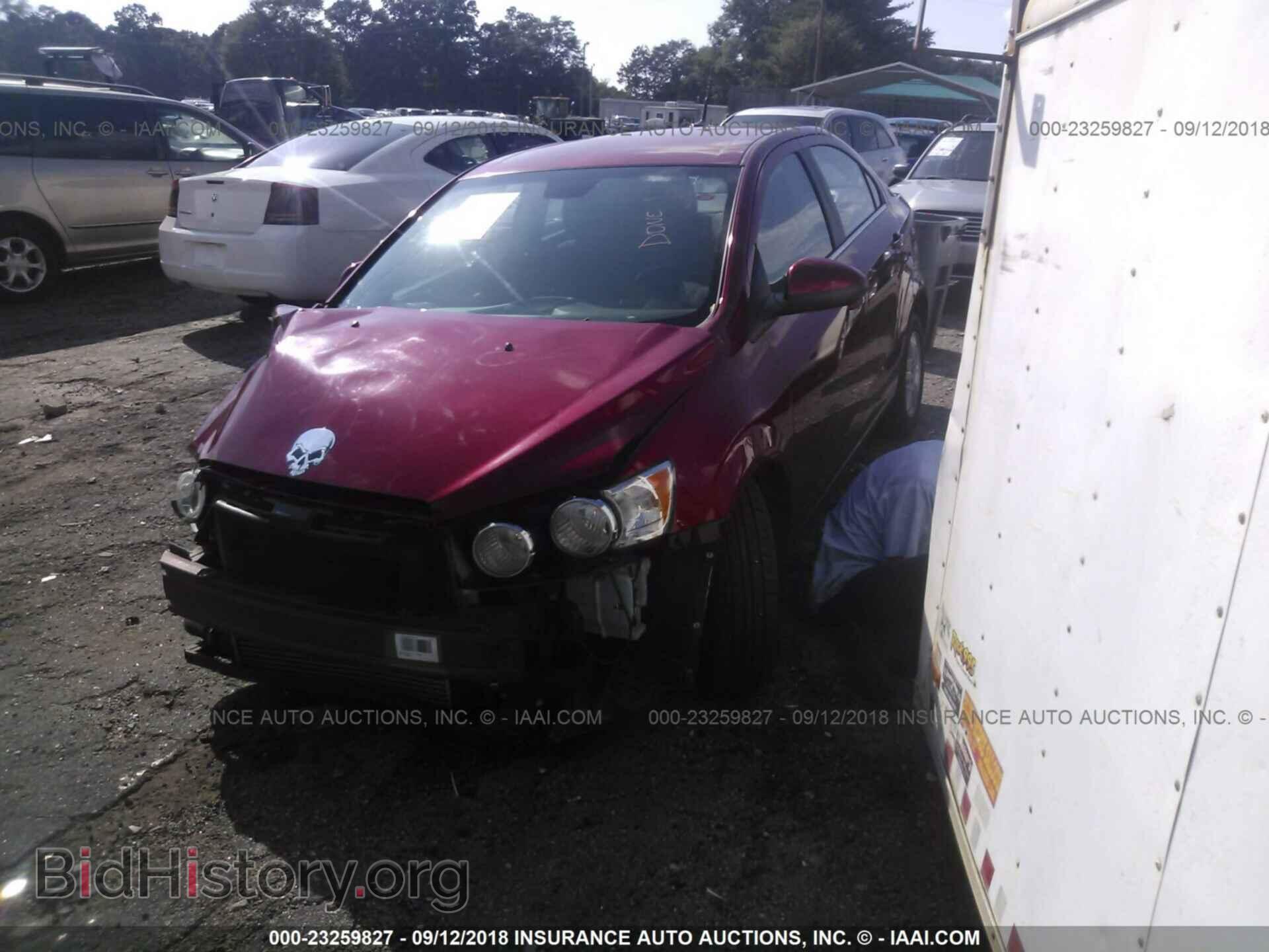2012 Chevrolet Sonic - VIN: 1G1JD5SB6C4110576 - Фото 2