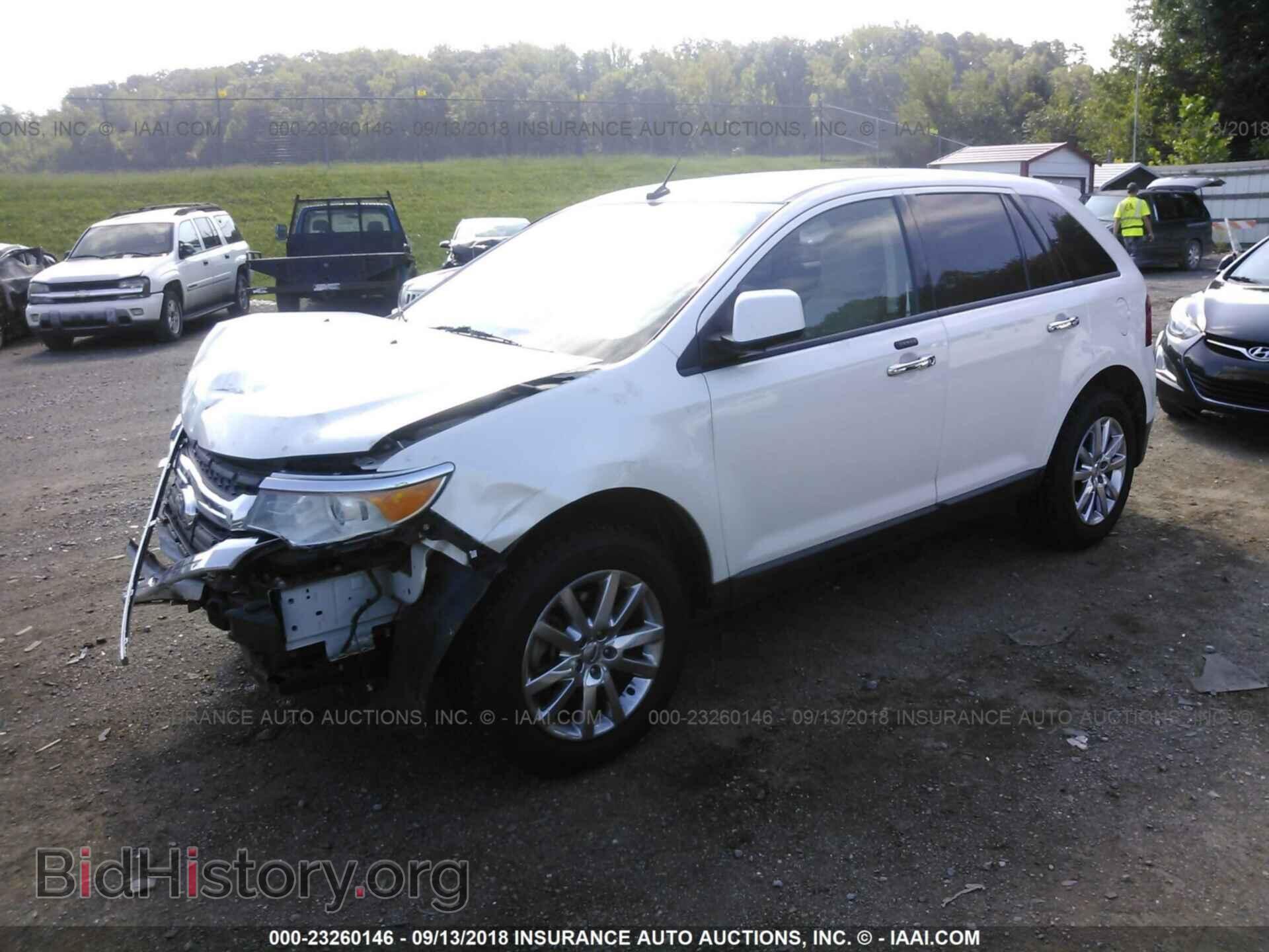 2011 Ford Edge - VIN: 2FMDK3JC2BBA49588 - Photo 2