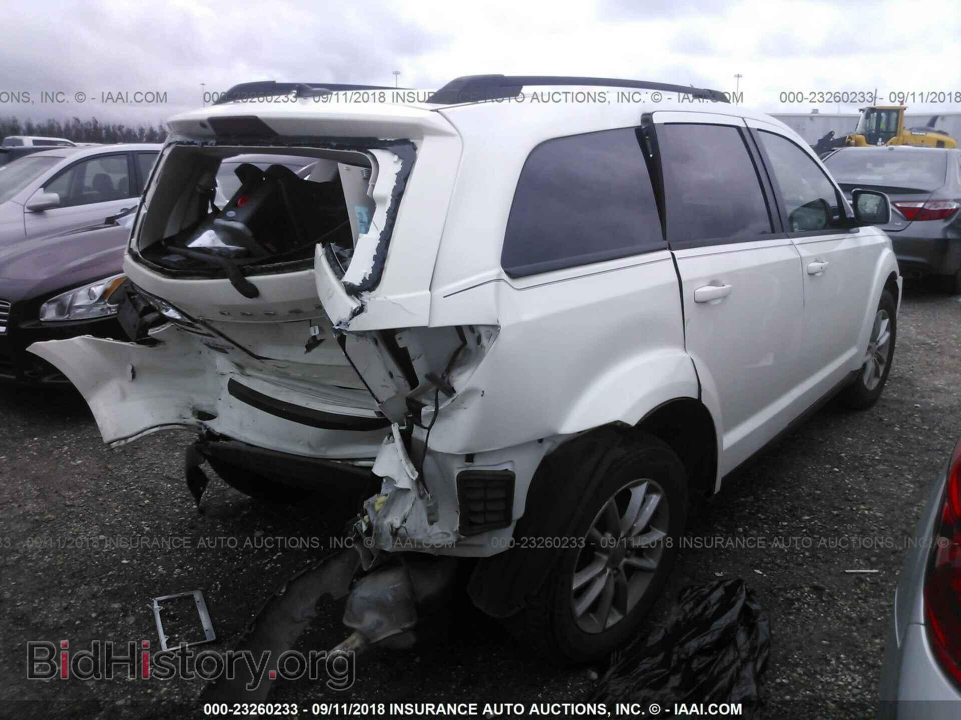 2015 Dodge Journey - VIN: 3C4PDCBB6FT586816 - Photo 4