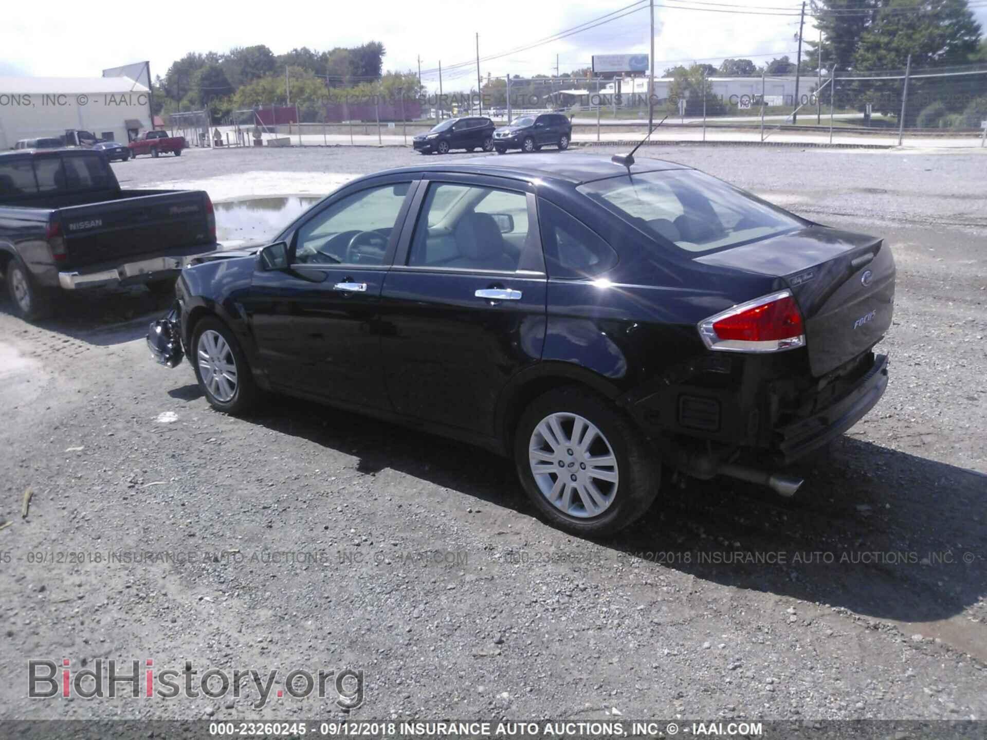 2011 Ford Focus - VIN: 1FAHP3HN4BW169640 - Фото 3