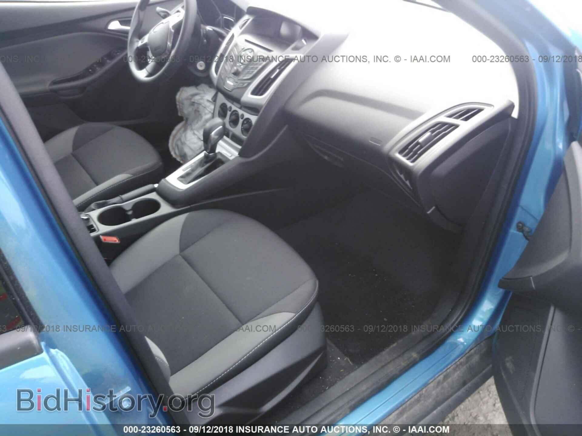 2014 Ford Focus - VIN: 1FADP3F23EL366490 - Фото 5
