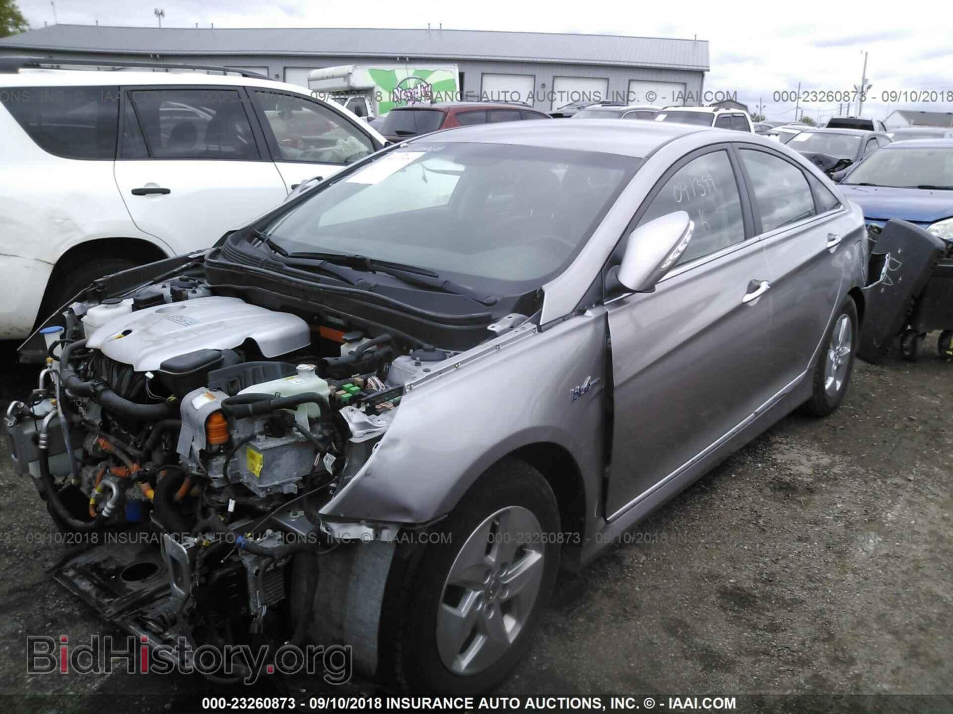 2012 Hyundai Sonata - VIN: KMHEC4A47CA041399 - Фото 2