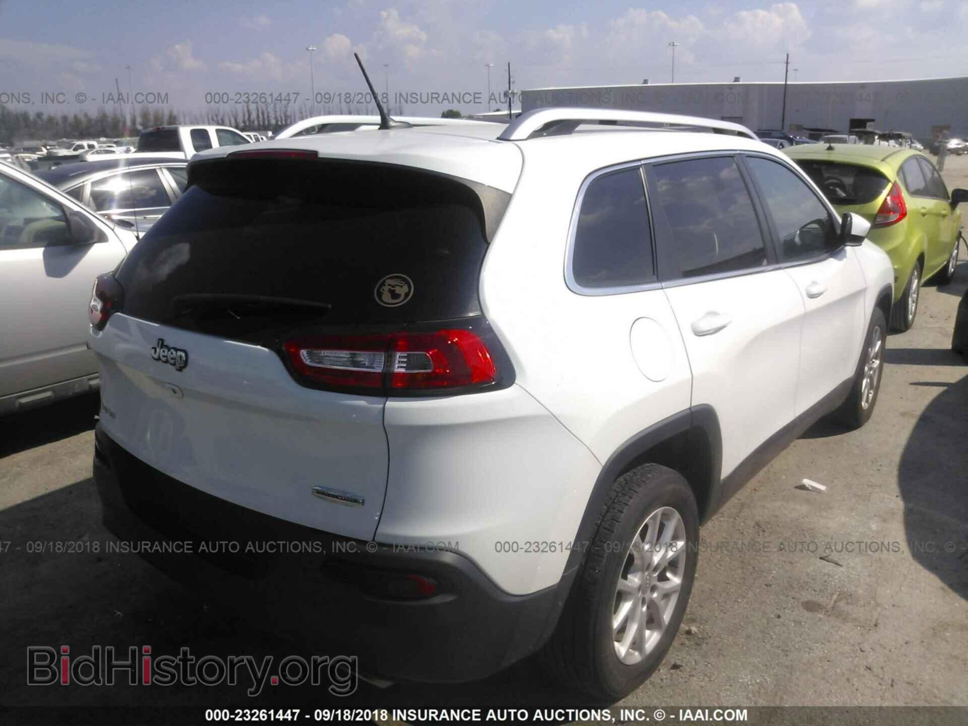 2015 Jeep Cherokee - VIN: 1C4PJLCS6FW566177 - Фото 4
