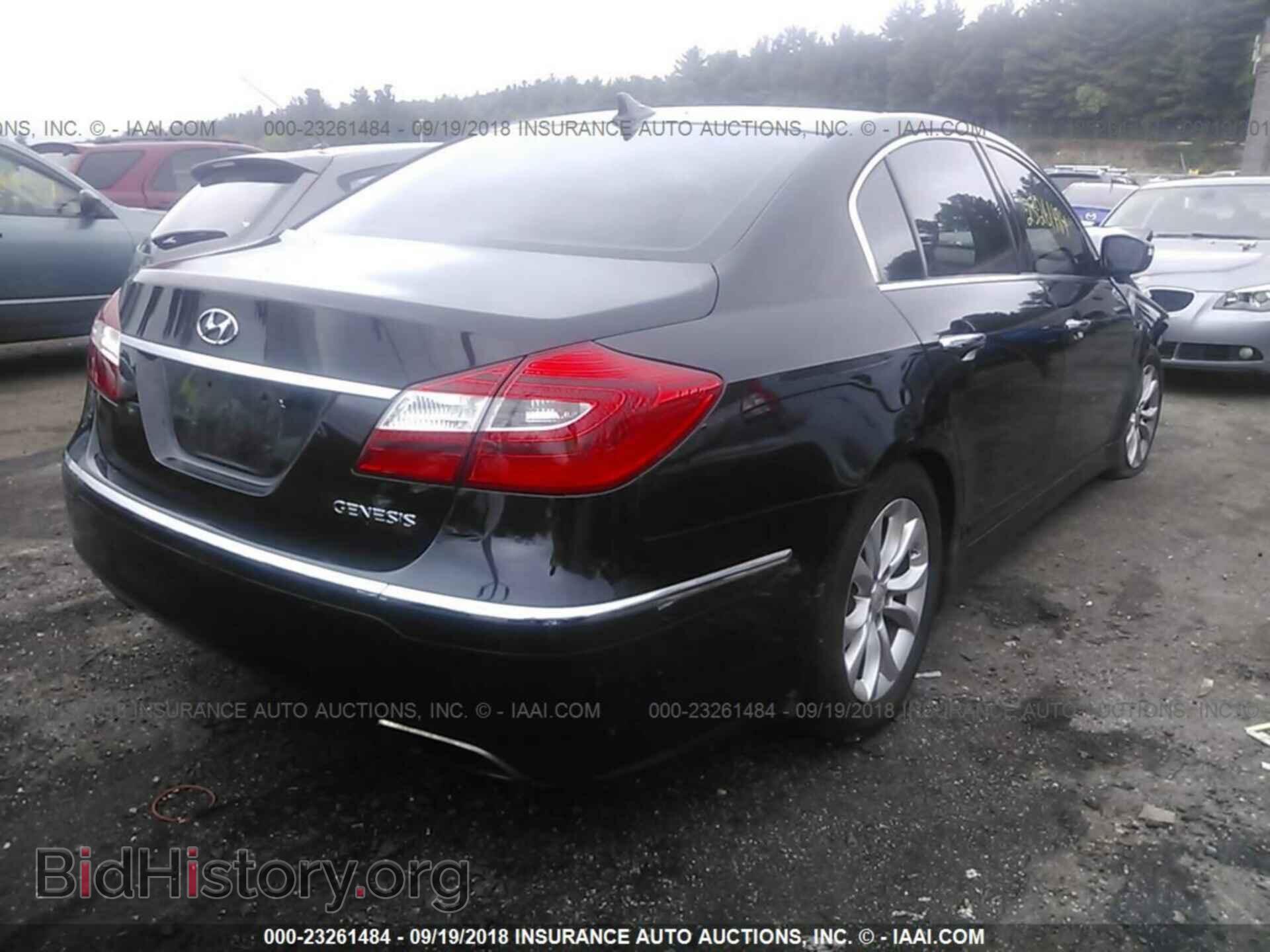 2013 Hyundai Genesis - VIN: KMHGC4DD3DU212444 - Фото 4