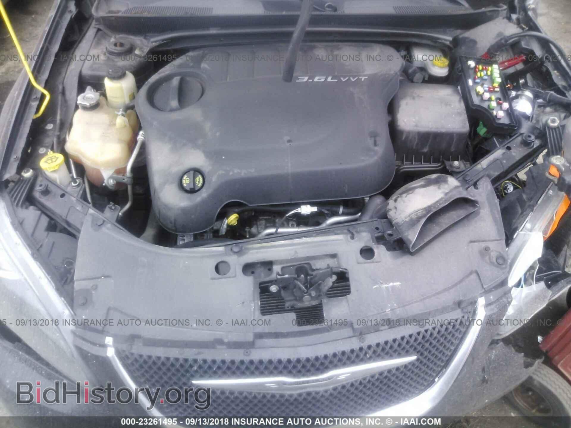 2013 Chrysler 200 - VIN: 1C3CCBCG1DN737424 - Photo 10