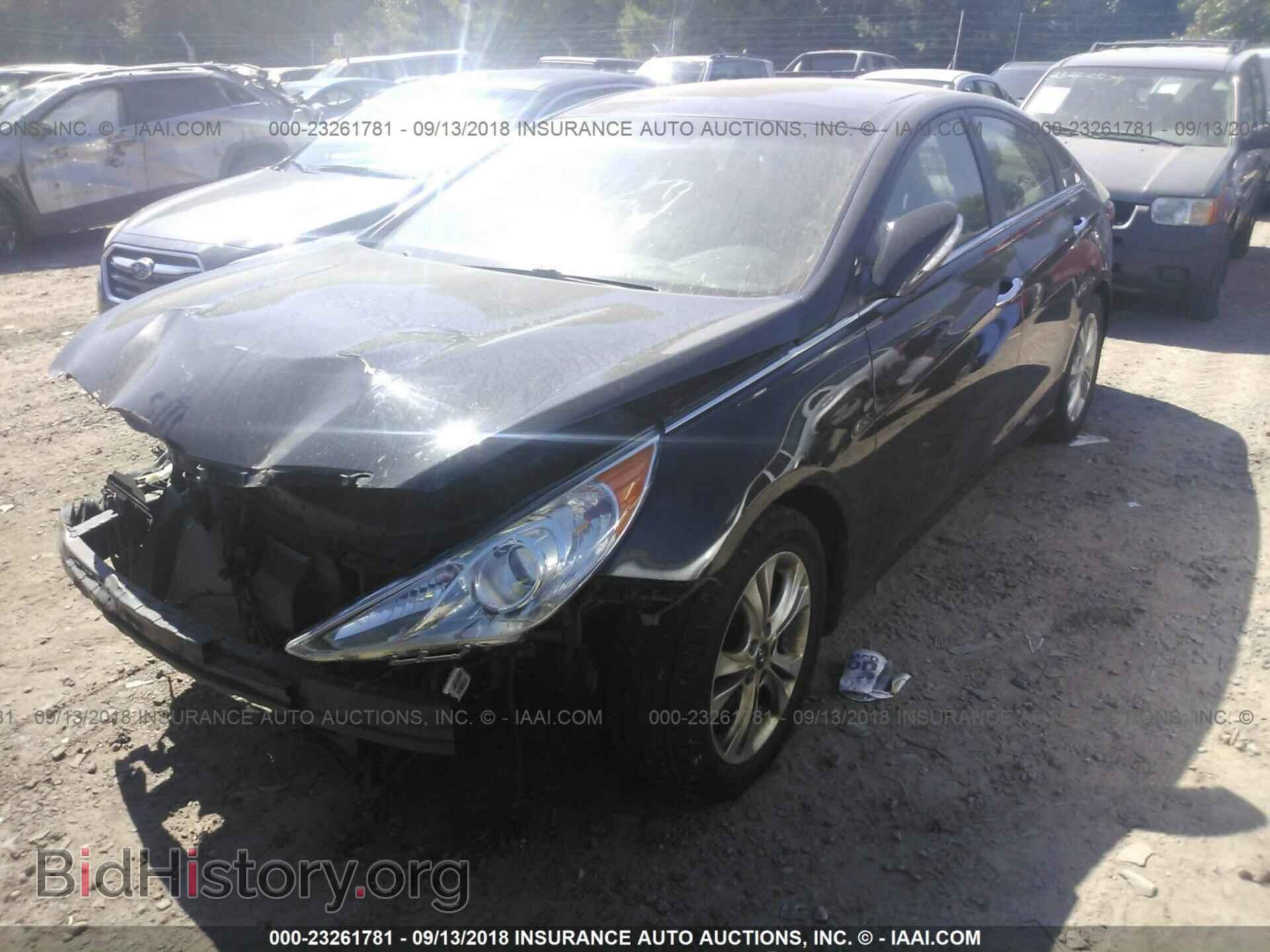 2012 Hyundai Sonata - VIN: 5NPEC4AC1CH357580 - Photo 2