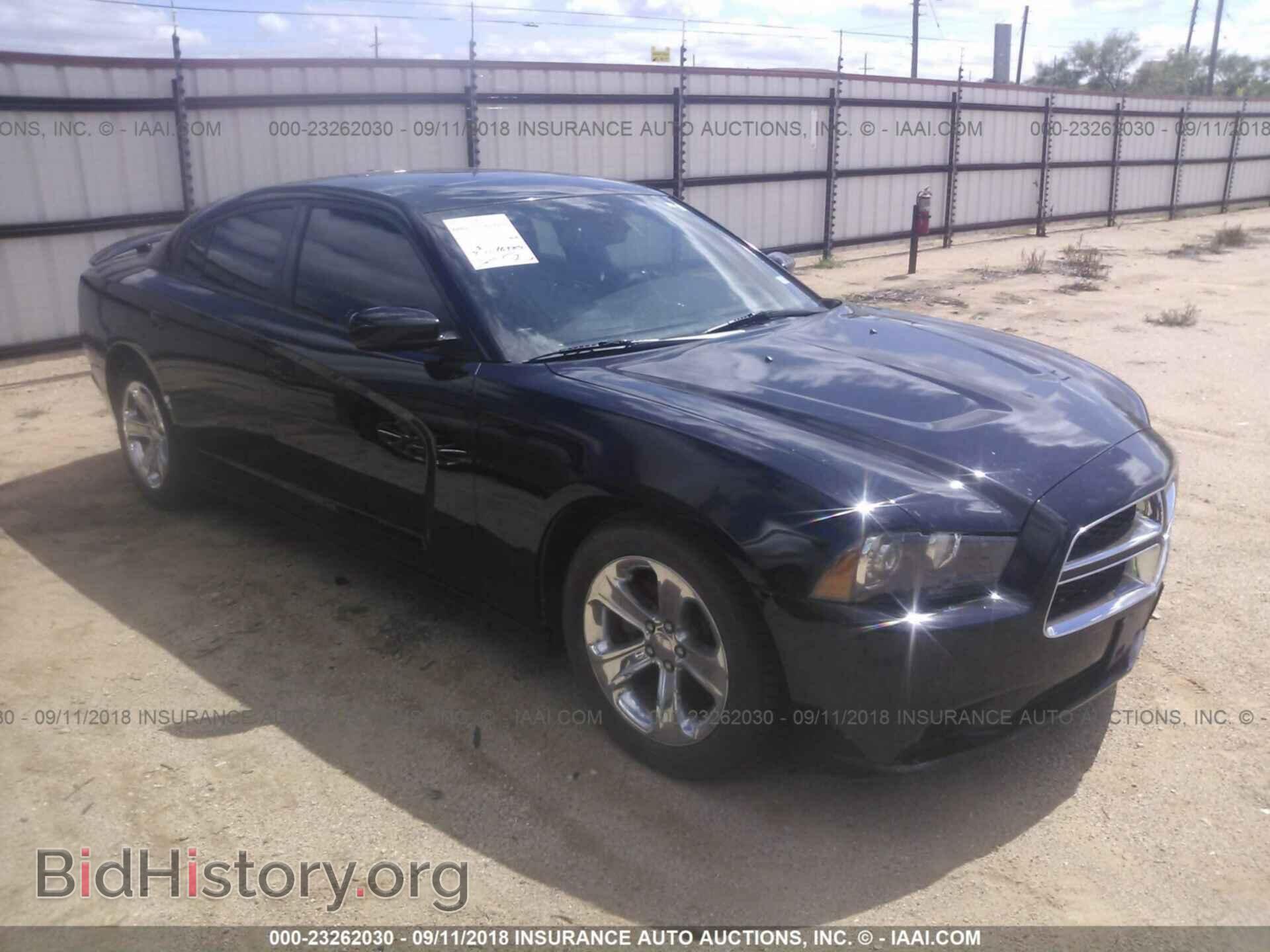Photo 2C3CDXHG4DH512104 - Dodge Charger 2013