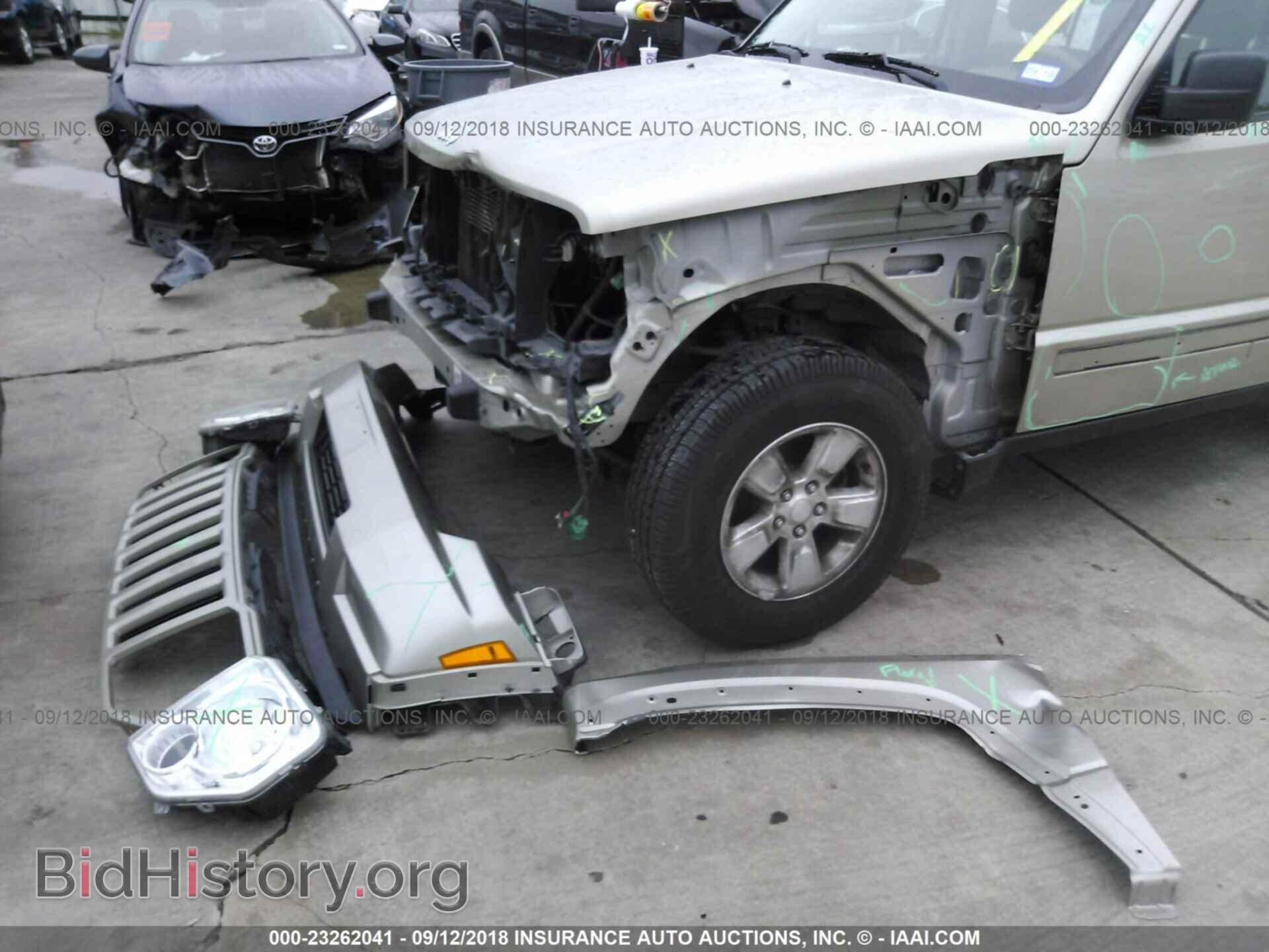 2011 Jeep Liberty - VIN: 1J4PP2GK2BW536875 - Фото 6