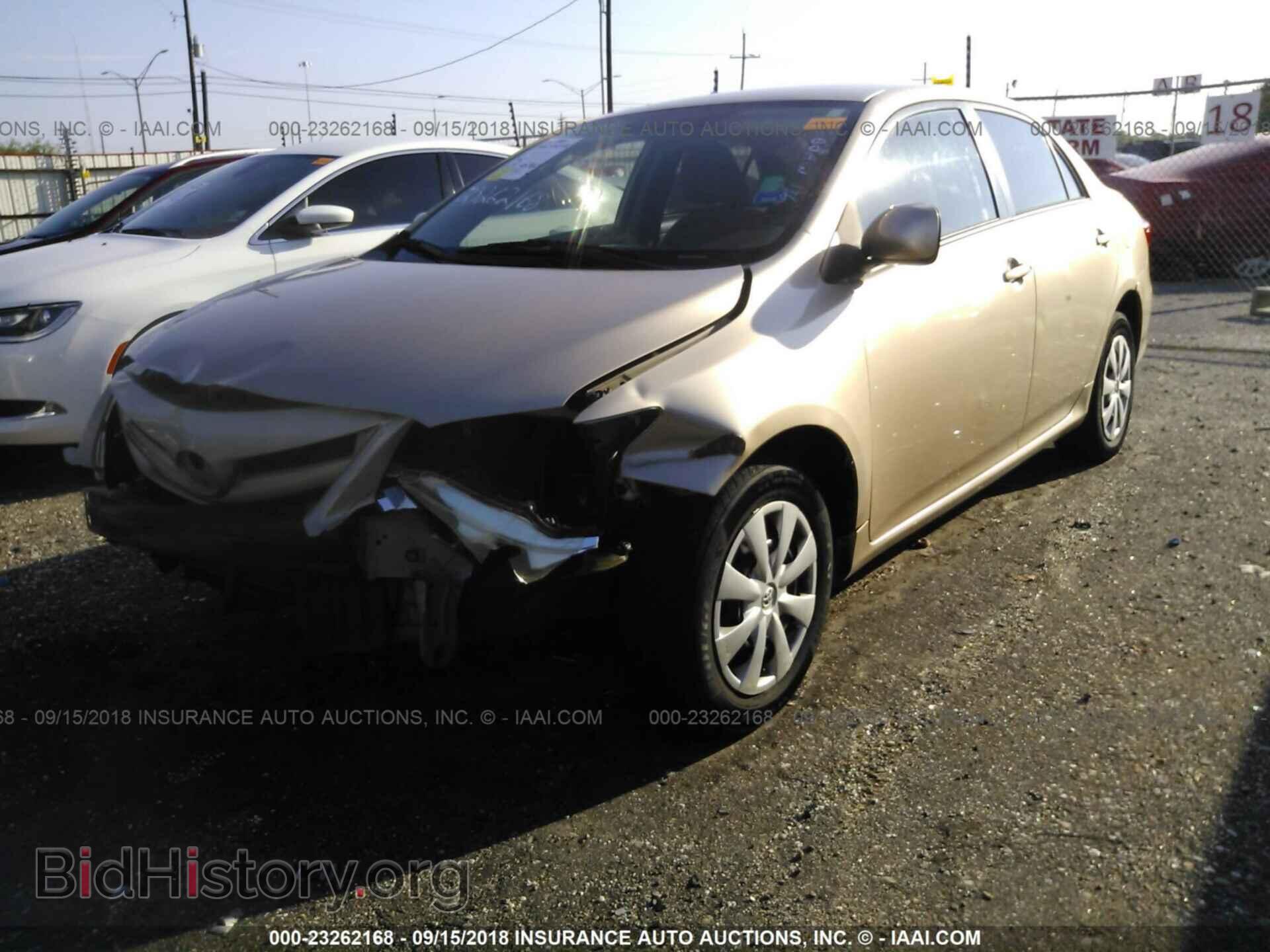 2011 Toyota Corolla - VIN: 2T1BU4EE5BC614947 - Фото 2