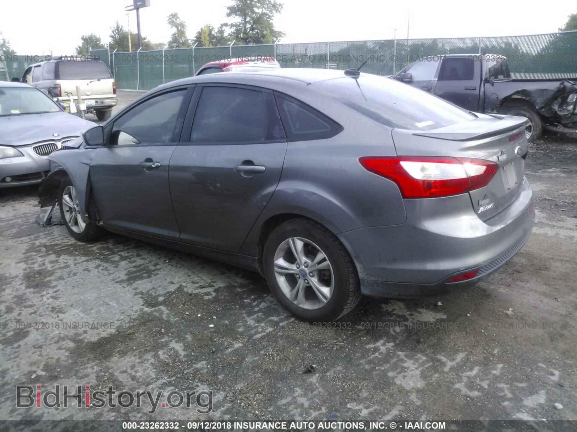 2012 Ford Focus - VIN: 1FAHP3F2XCL473776 - Photo 3