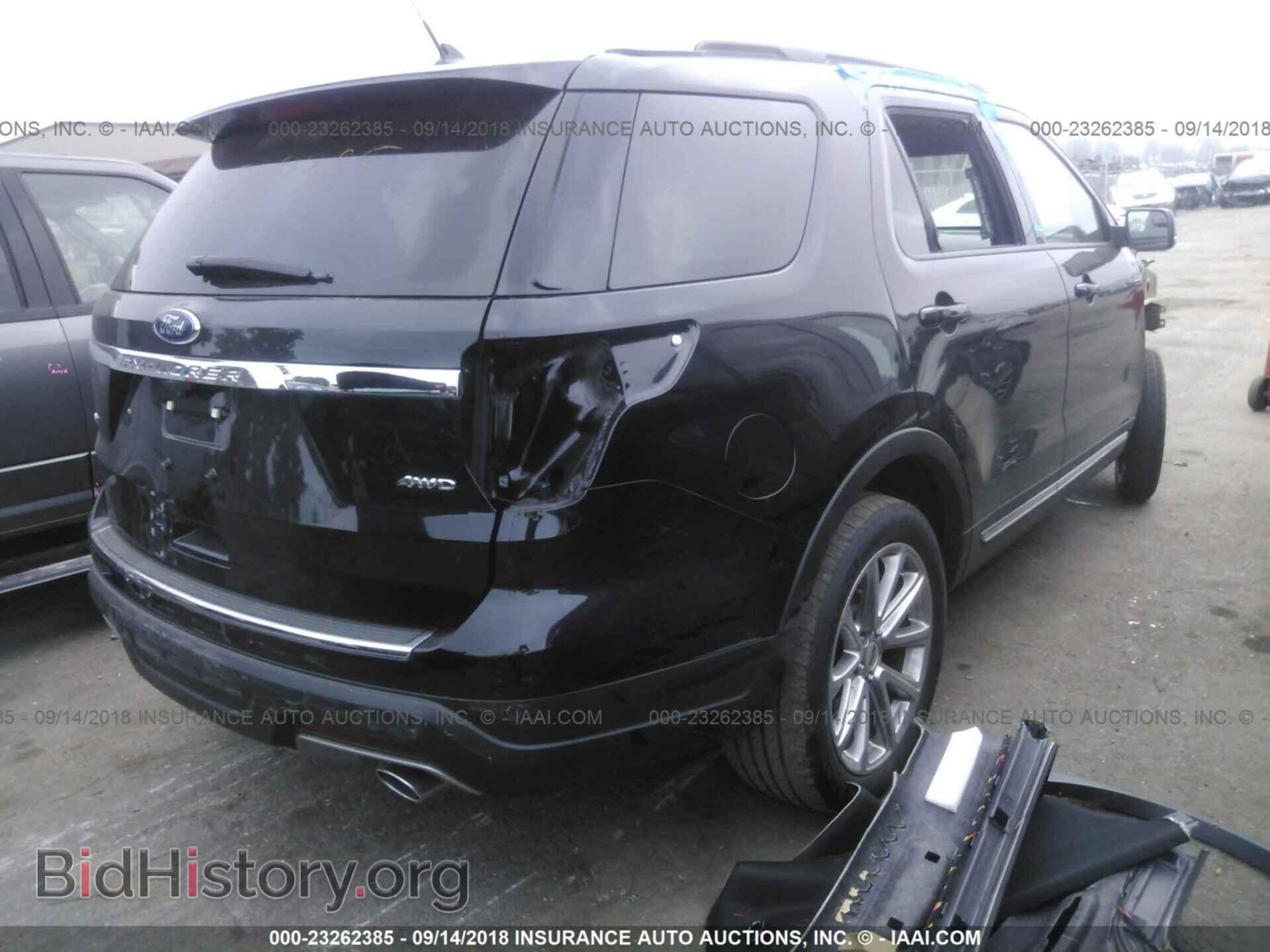 2018 Ford Explorer - VIN: 1FM5K8D86JGB98652 - Фото 4