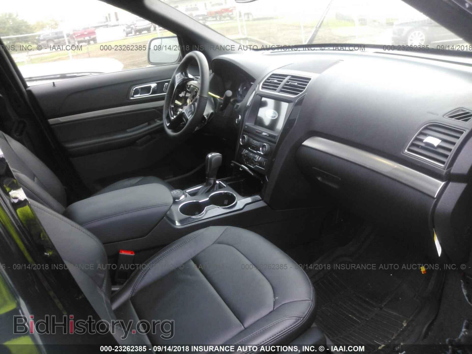 2018 Ford Explorer - VIN: 1FM5K8D86JGB98652 - Фото 5