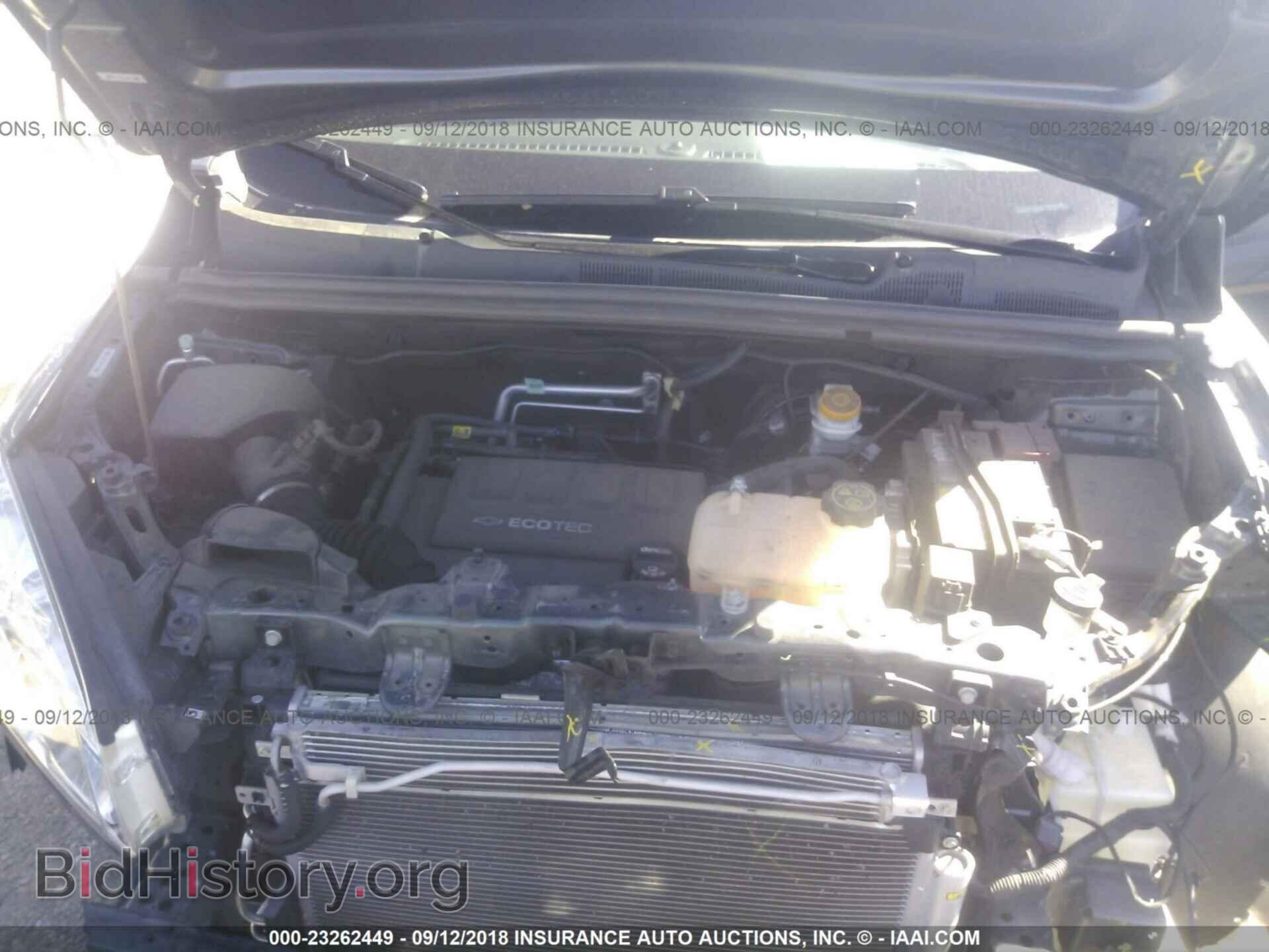 2016 Chevrolet Trax - VIN: 3GNCJKSB2GL234889 - Photo 10