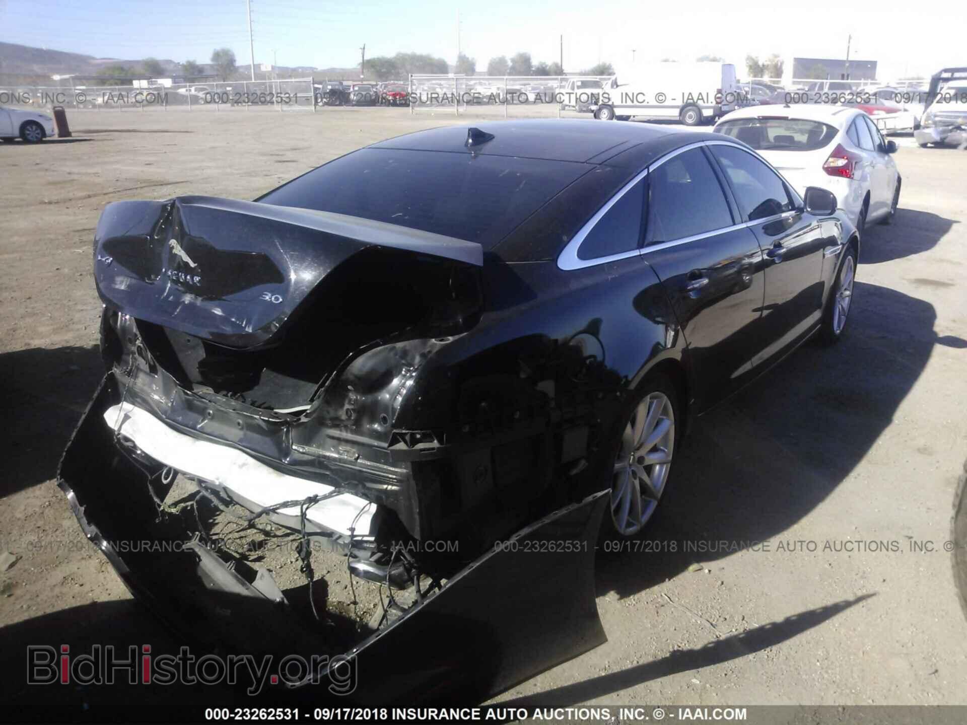 2013 Jaguar Xj - VIN: SAJWA1C75D8V56366 - Фото 4