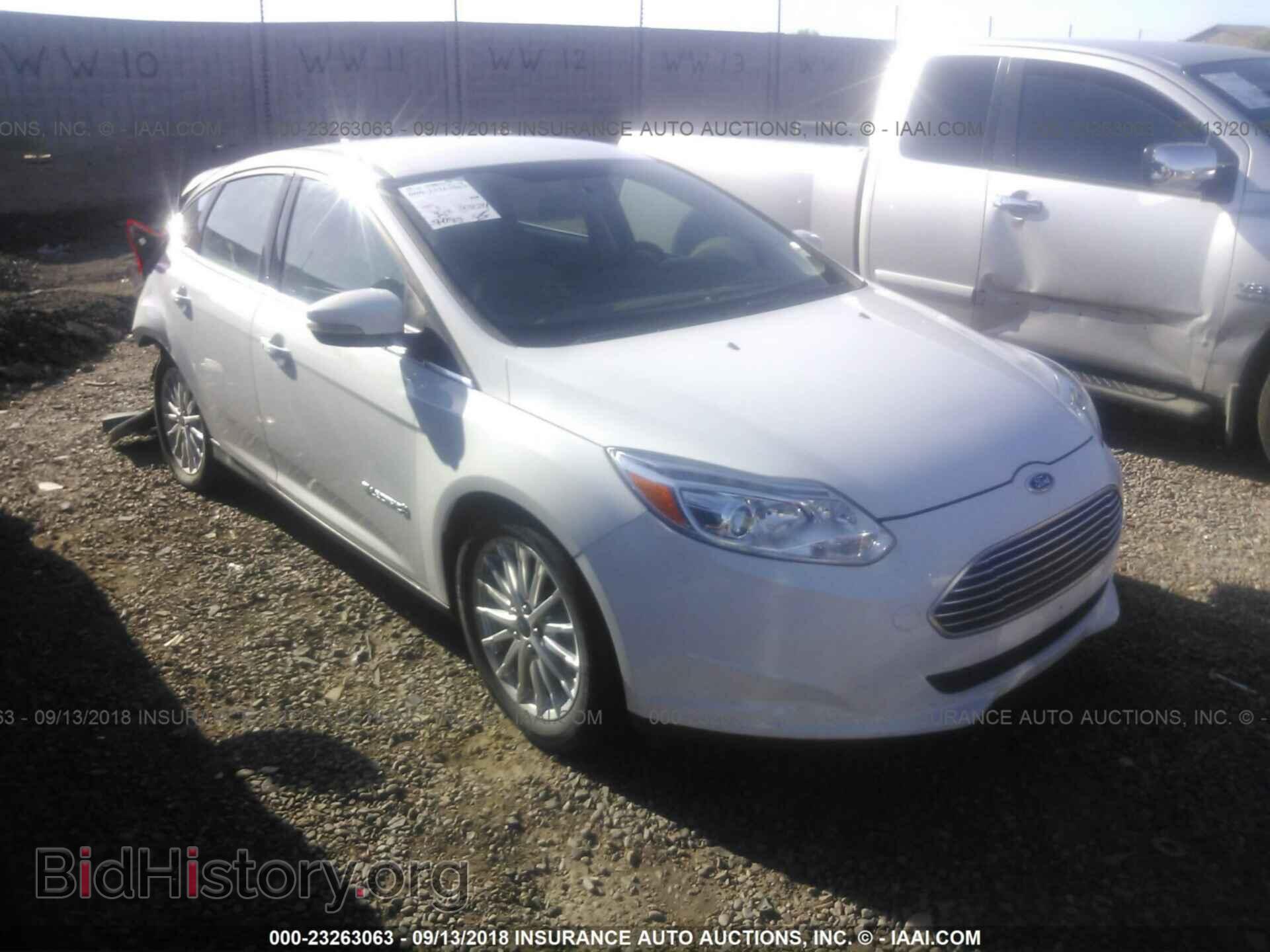 Photo 1FADP3R46GL258686 - Ford Focus 2016