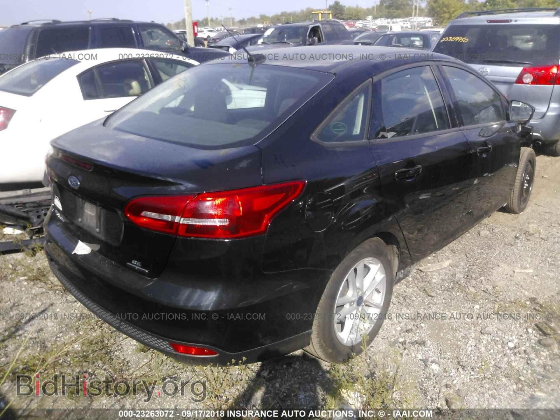 2016 Ford Focus - VIN: 1FADP3F29GL347686 - Фото 4