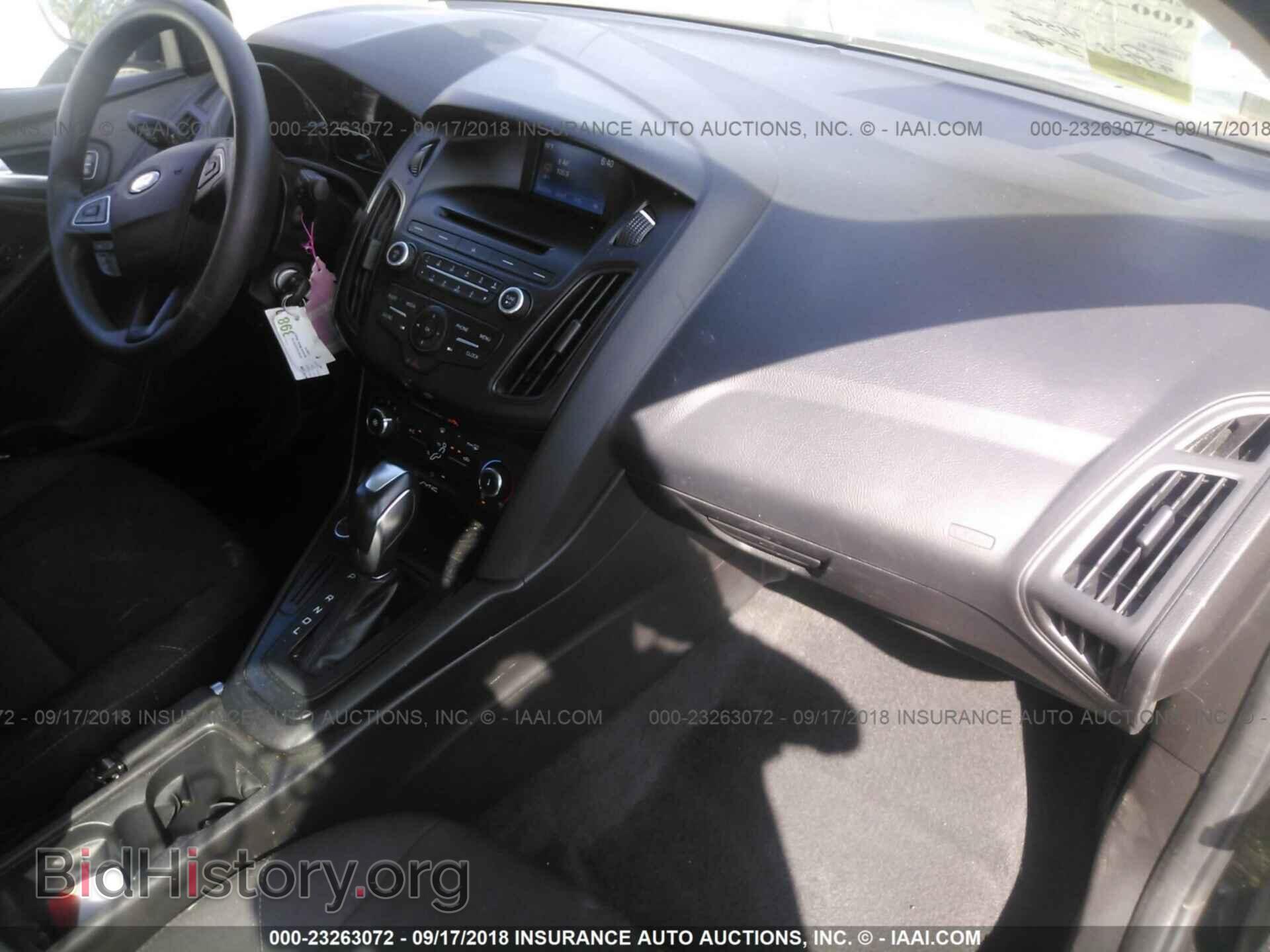2016 Ford Focus - VIN: 1FADP3F29GL347686 - Фото 5
