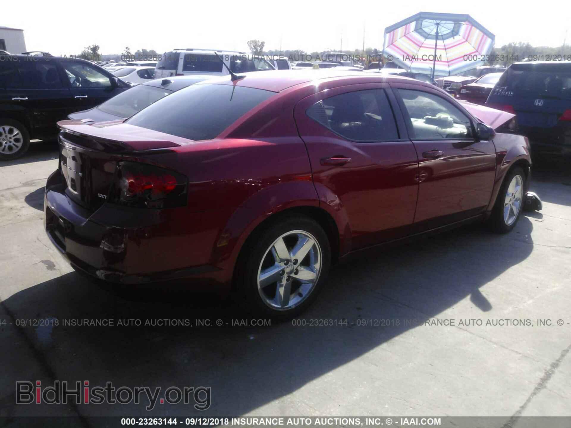 2013 Dodge Avenger - VIN: 1C3CDZCB2DN556827 - Фото 4