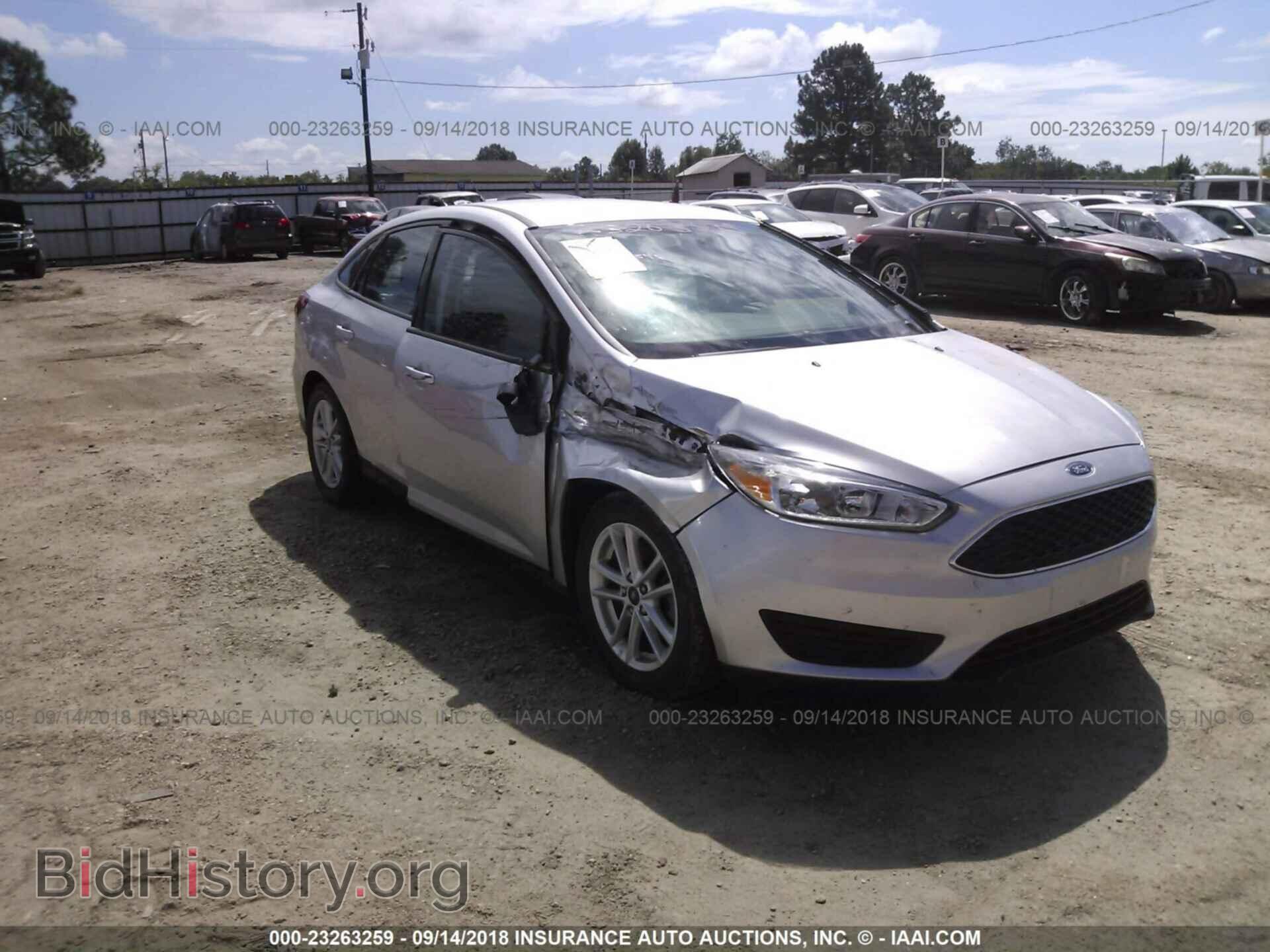 Photo 1FADP3F28GL356010 - Ford Focus 2016