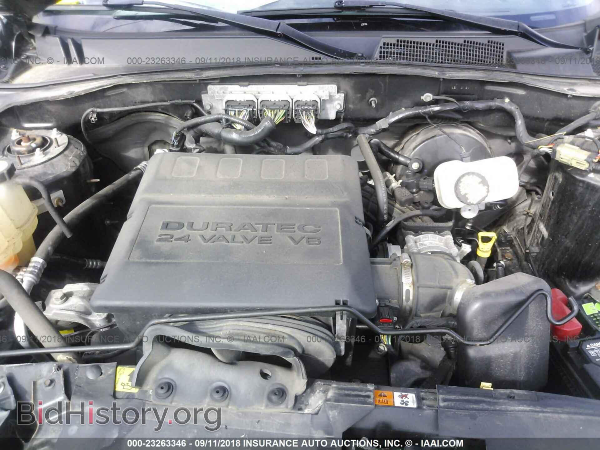 2011 Ford Escape - VIN: 1FMCU9DG8BKB22444 - Фото 10
