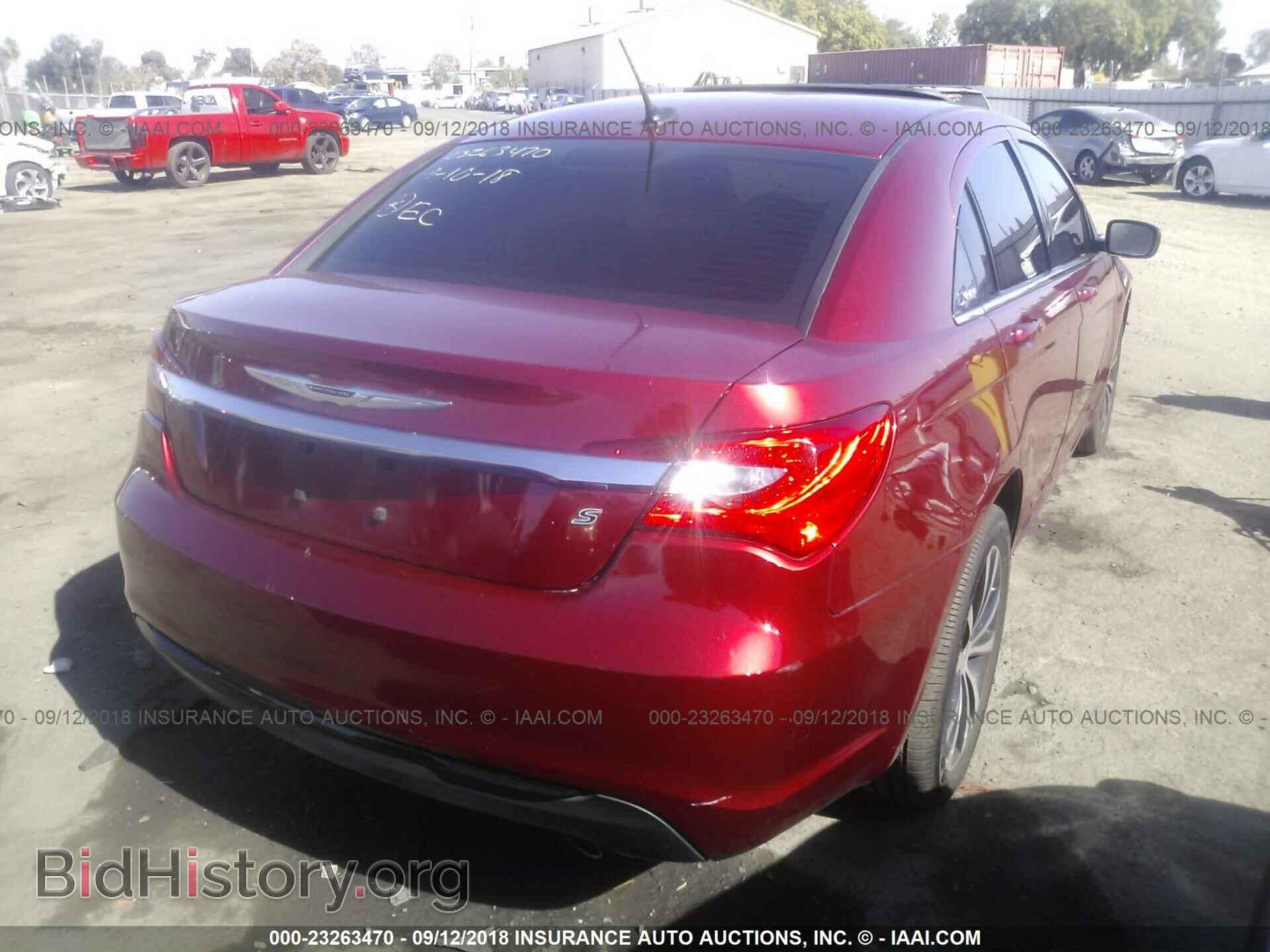 2013 Chrysler 200 - VIN: 1C3CCBBG5DN744295 - Фото 4