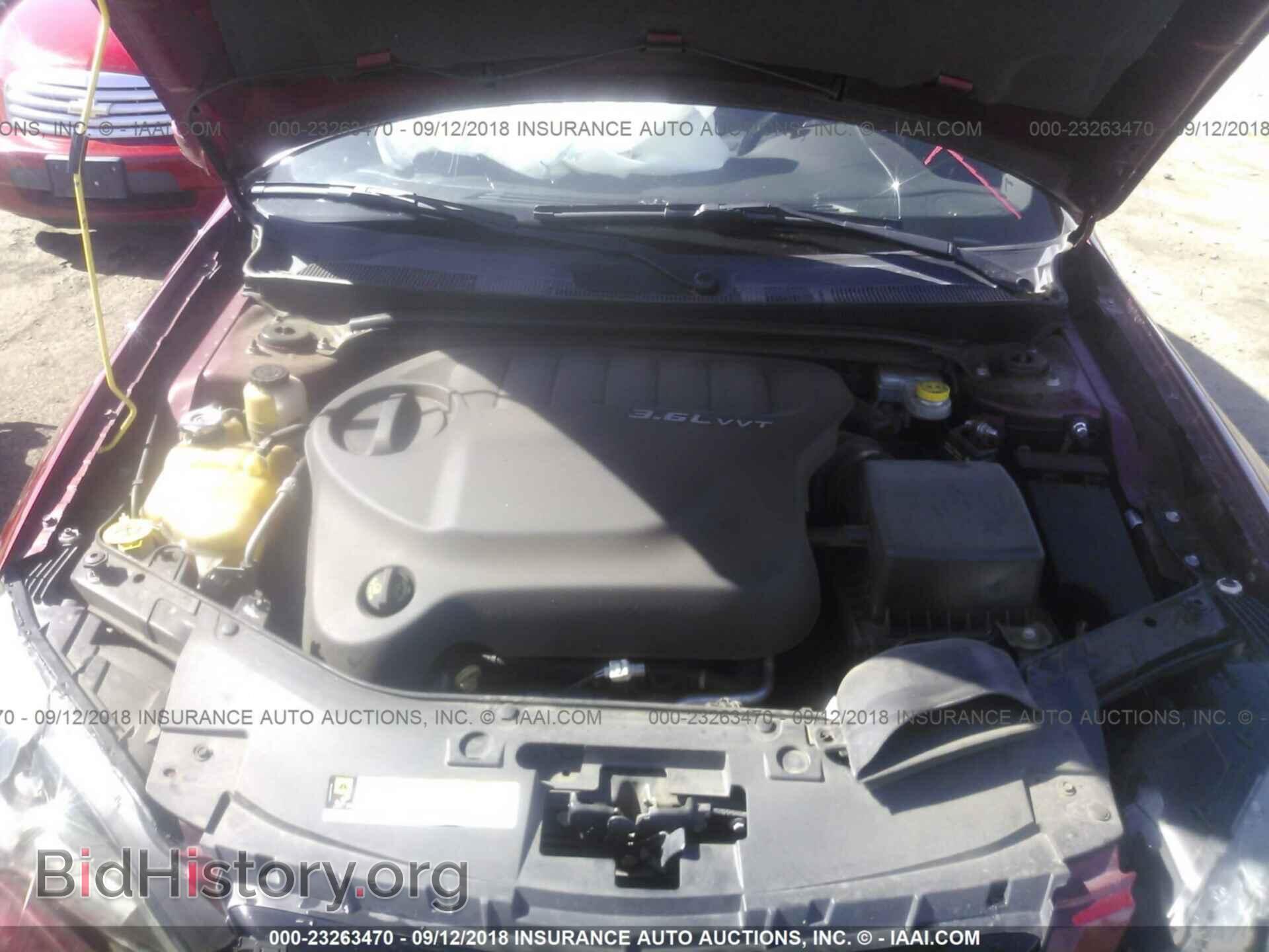 2013 Chrysler 200 - VIN: 1C3CCBBG5DN744295 - Фото 10