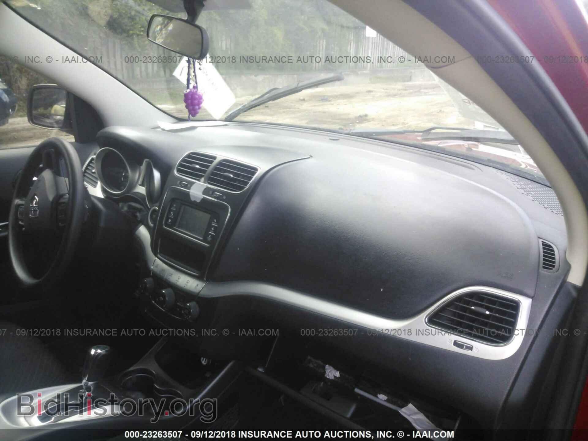 2015 Dodge Journey - VIN: 3C4PDCBG9FT678658 - Photo 5