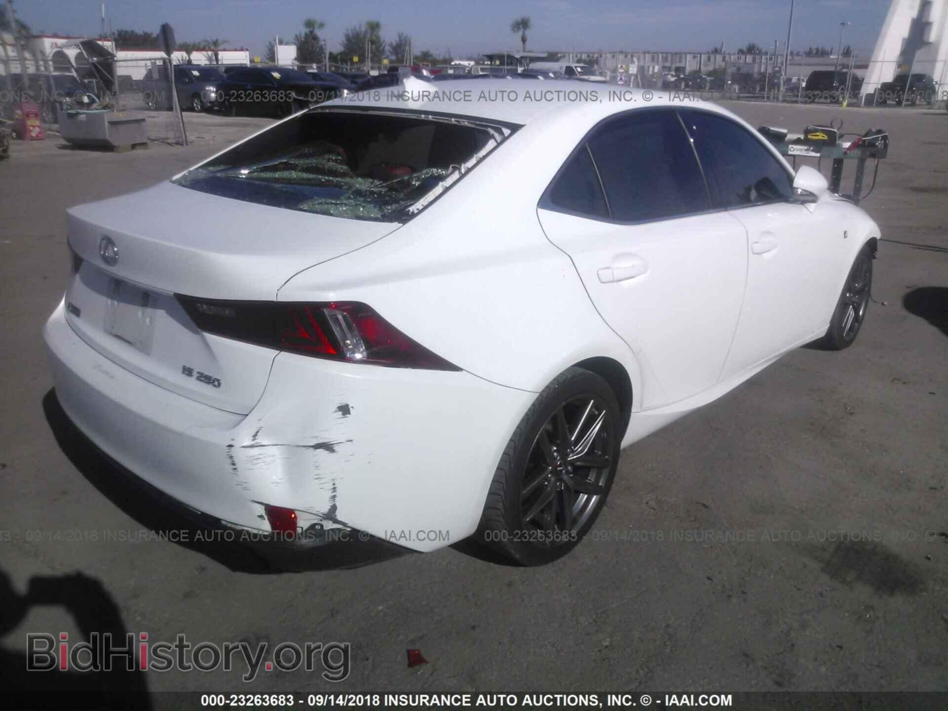 2015 Lexus Is - VIN: JTHBF1D27F5081789 - Photo 4
