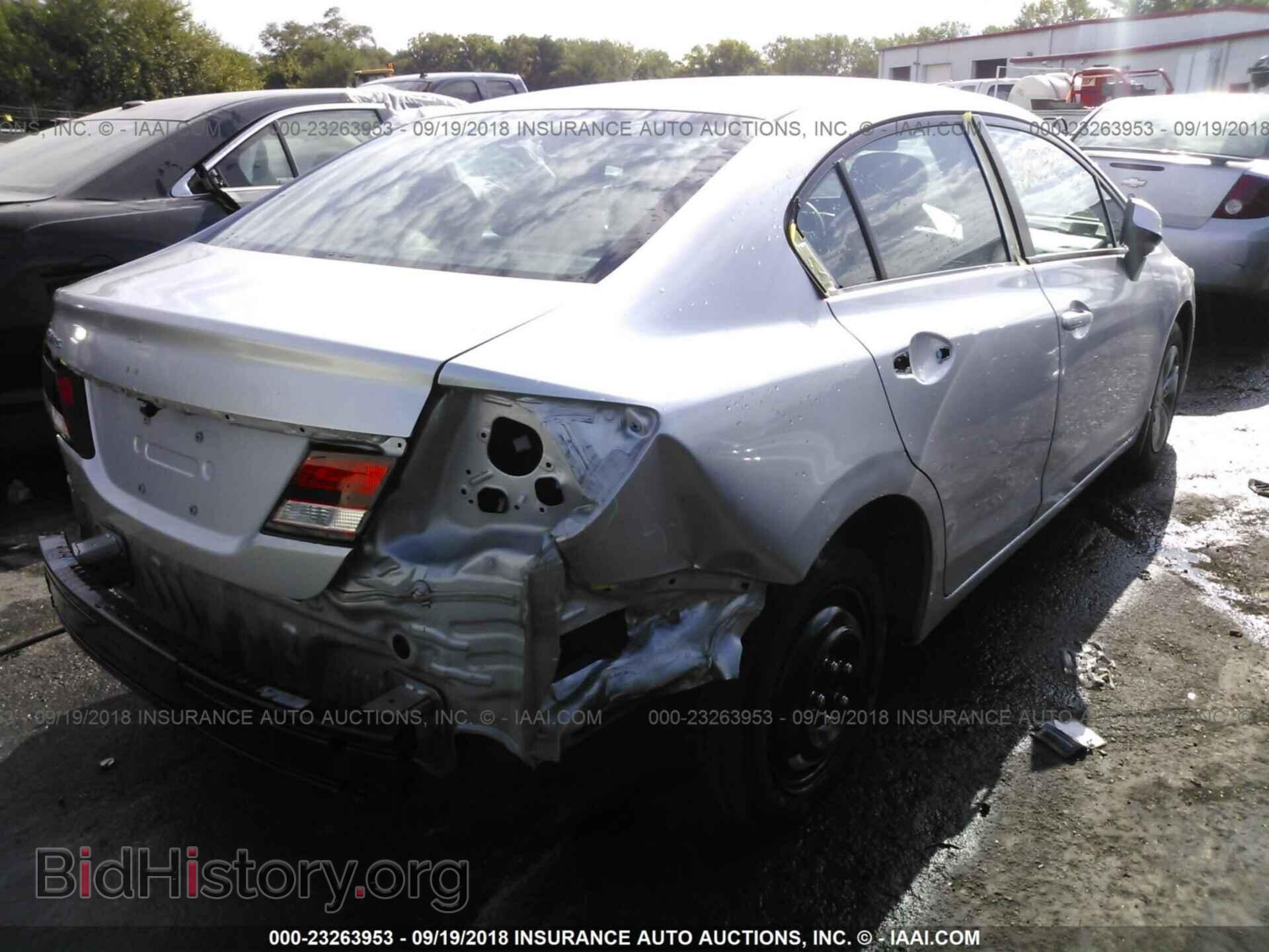 2013 Honda Civic - VIN: 2HGFB2F53DH591365 - Фото 4