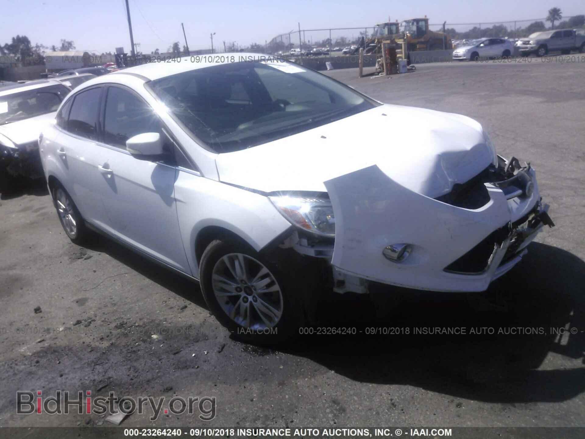 Photo 1FAHP3H24CL201060 - Ford Focus 2012
