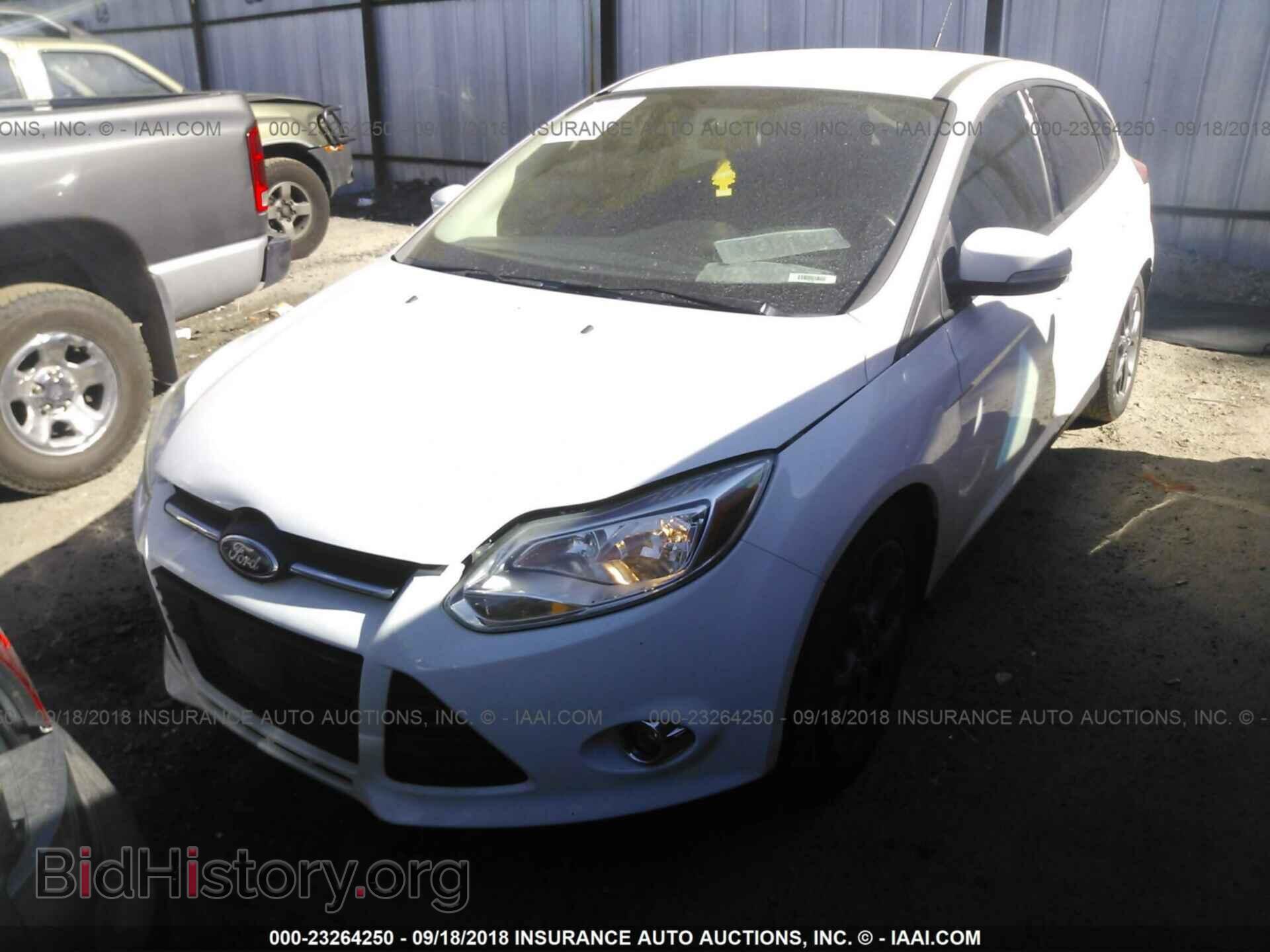 2013 Ford Focus - VIN: 1FADP3K25DL292090 - Фото 2