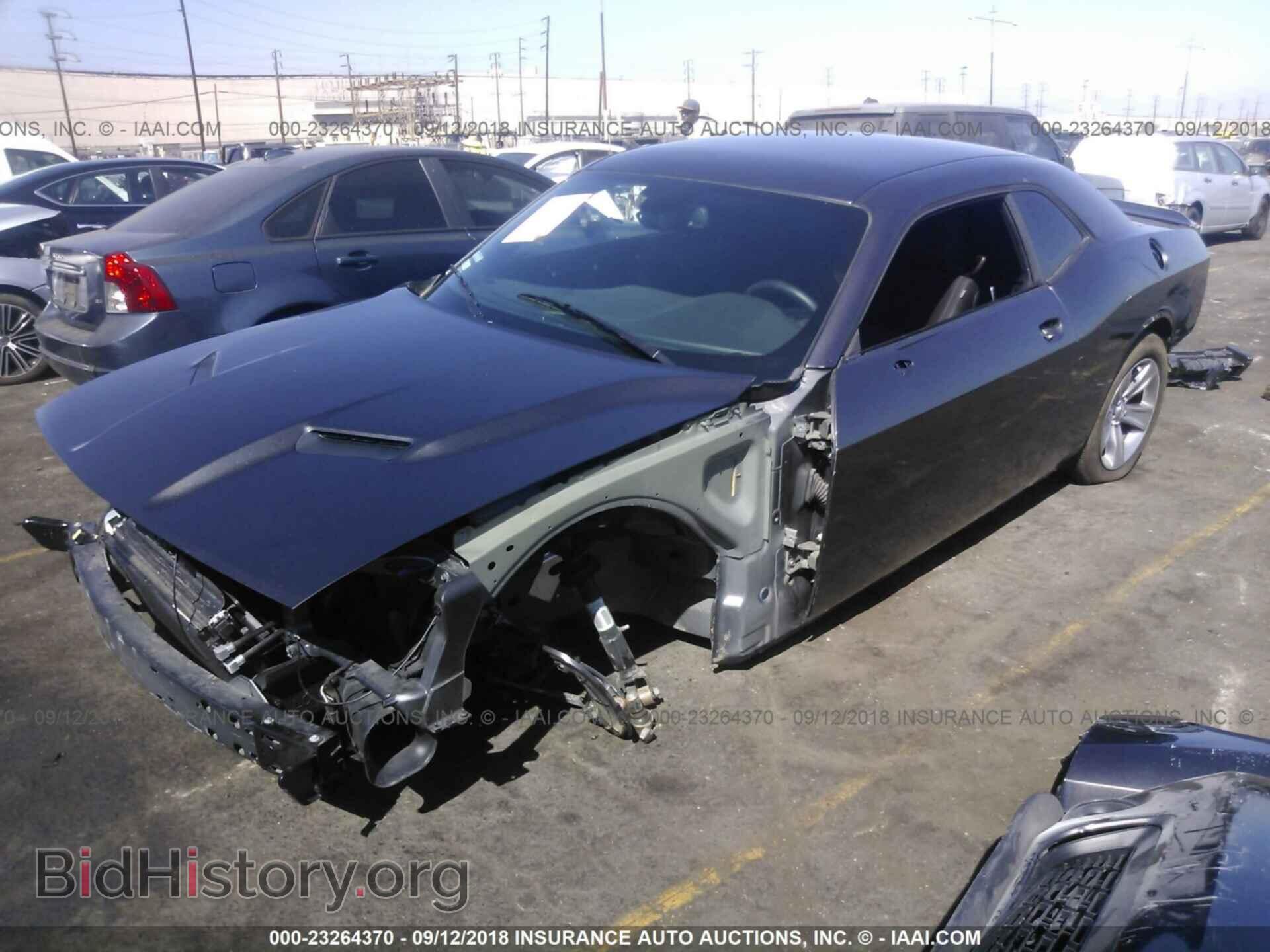 2018 Dodge Challenger - VIN: 2C3CDZAG9JH200037 - Photo 2