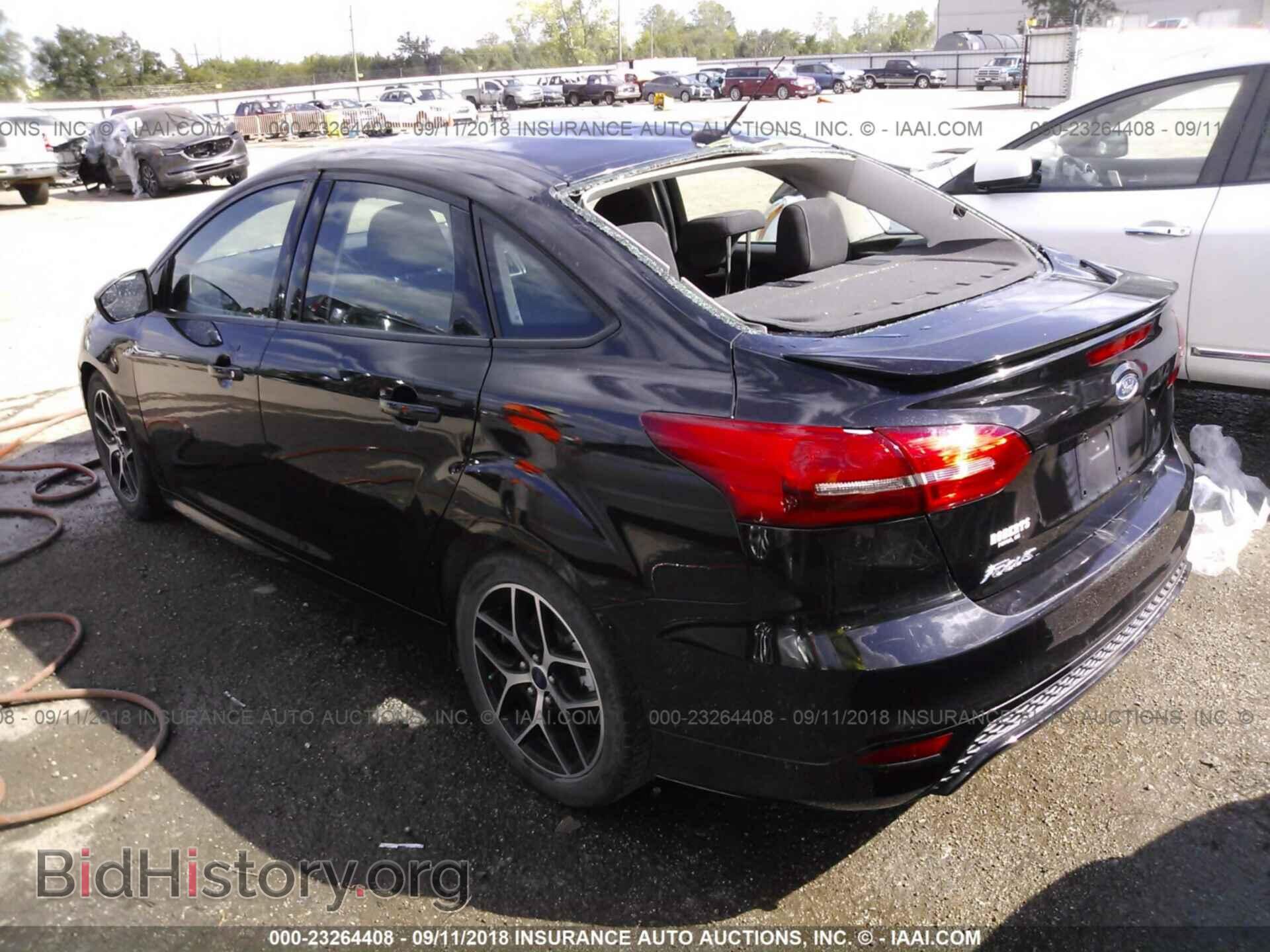 2015 Ford Focus - VIN: 1FADP3F29FL347881 - Photo 3