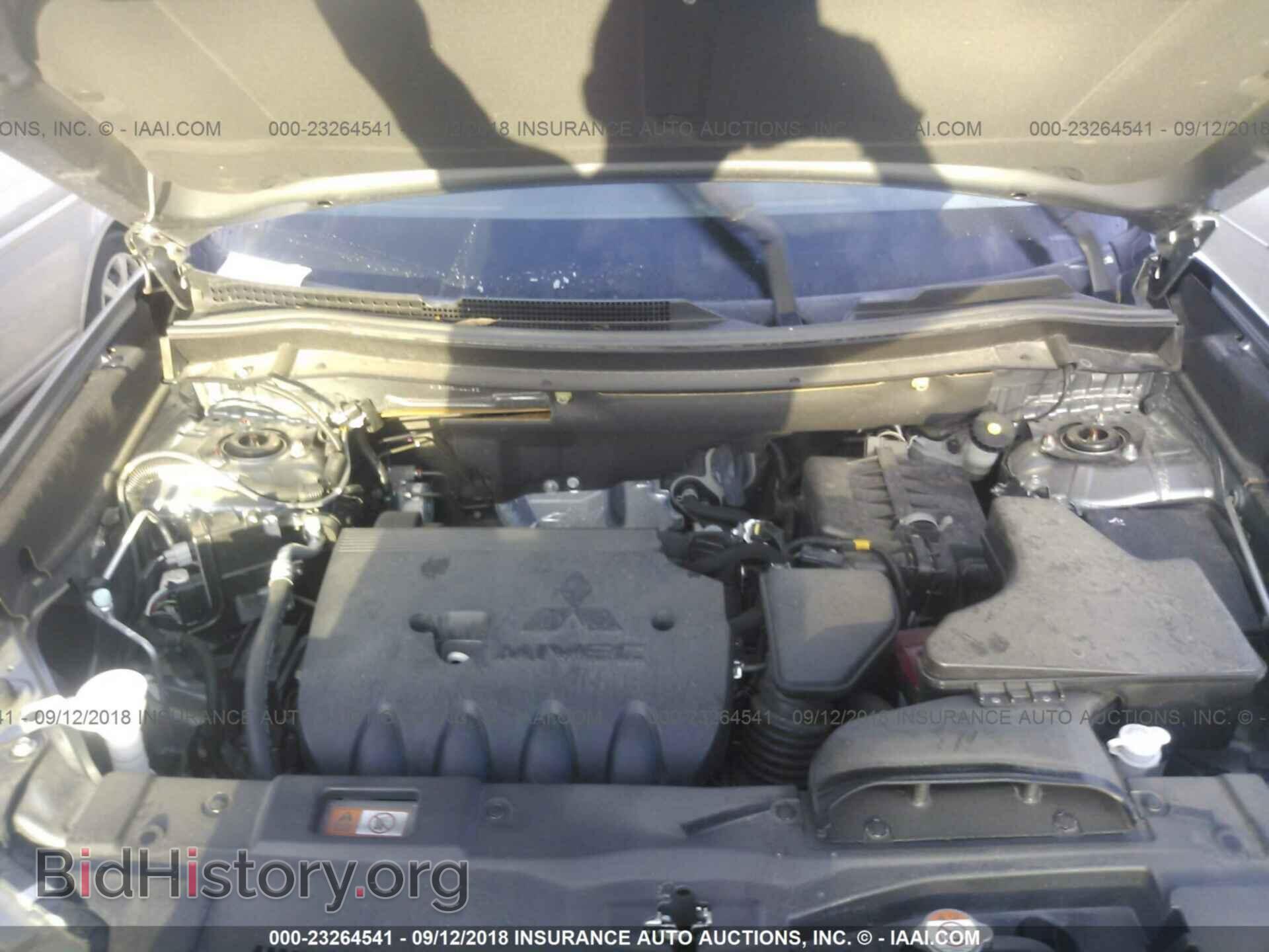 2017 Mitsubishi Outlander - VIN: JA4AD3A34HZ022765 - Фото 10