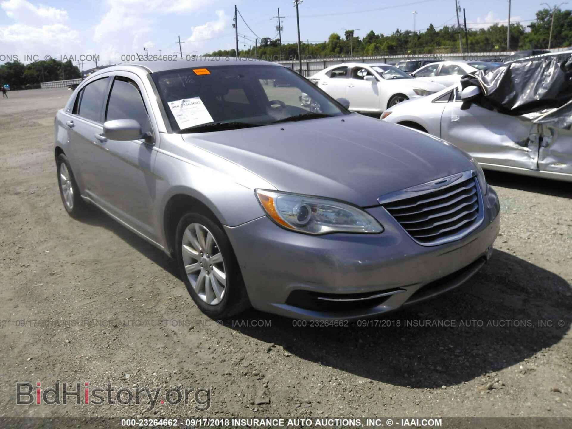 Photo 1C3CCBBG1DN556177 - Chrysler 200 2013