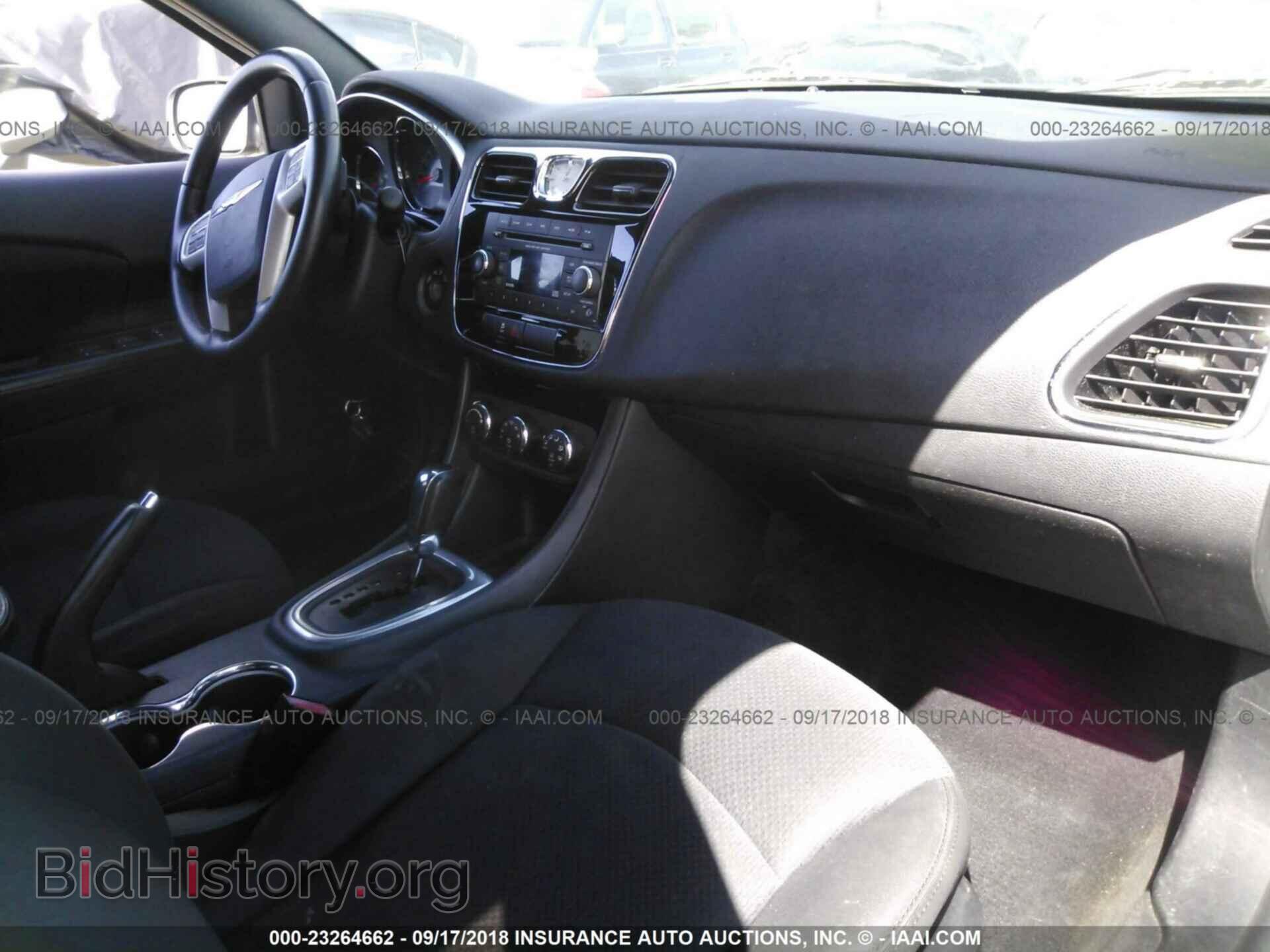 2013 Chrysler 200 - VIN: 1C3CCBBG1DN556177 - Photo 5