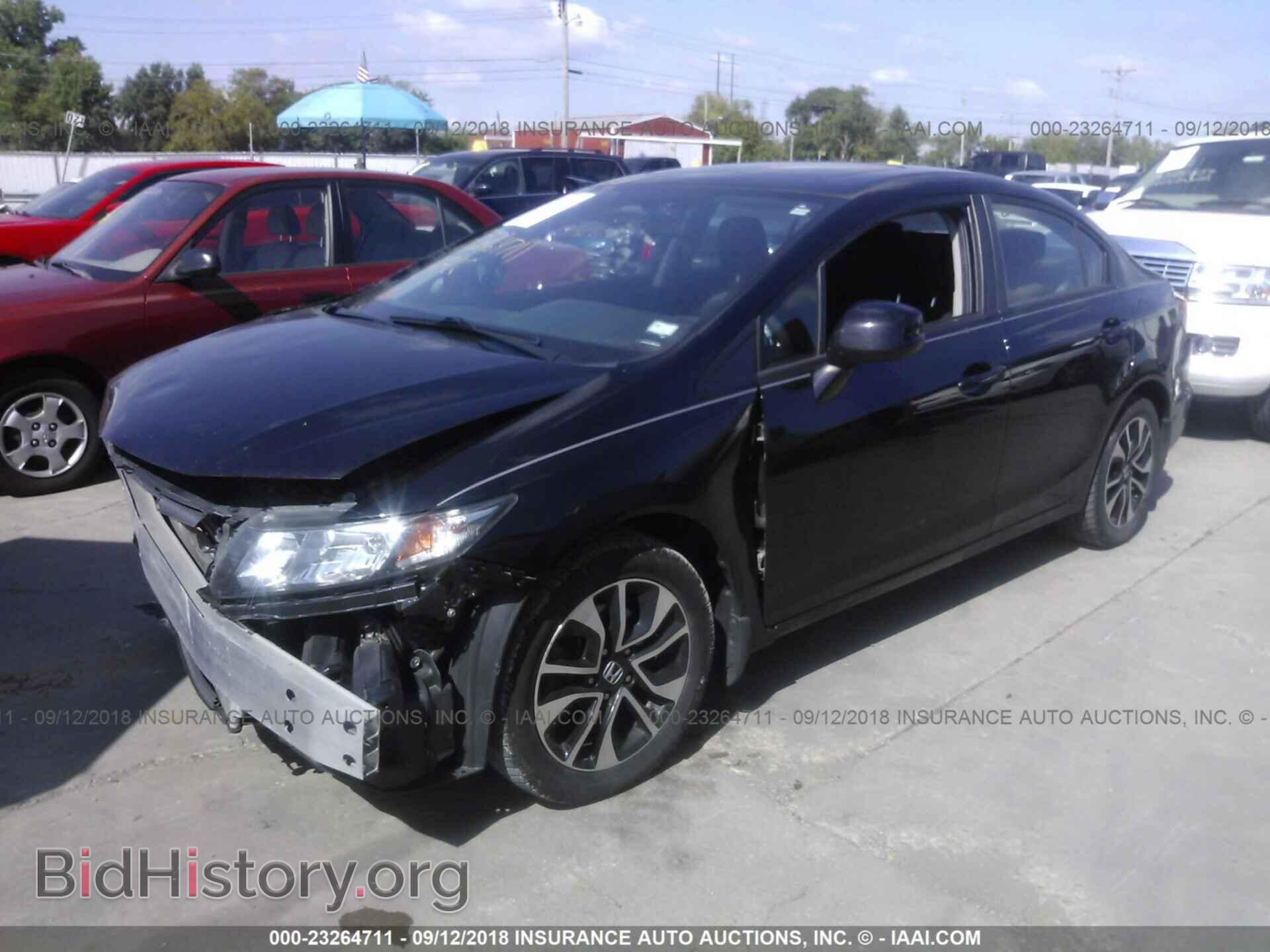 2013 Honda Civic - VIN: 19XFB2F85DE082575 - Фото 2