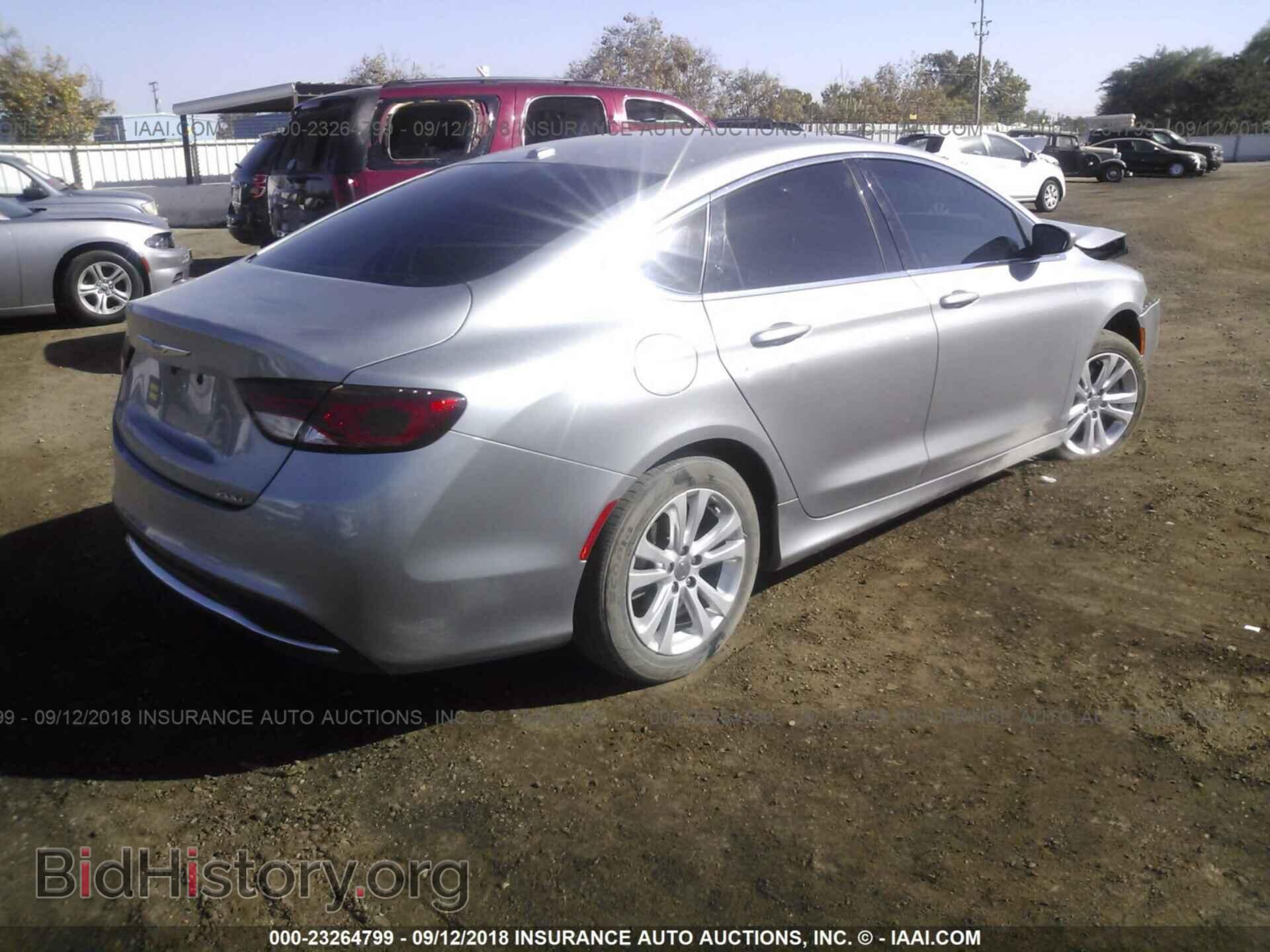 2015 Chrysler 200 - VIN: 1C3CCCAB6FN627162 - Фото 4