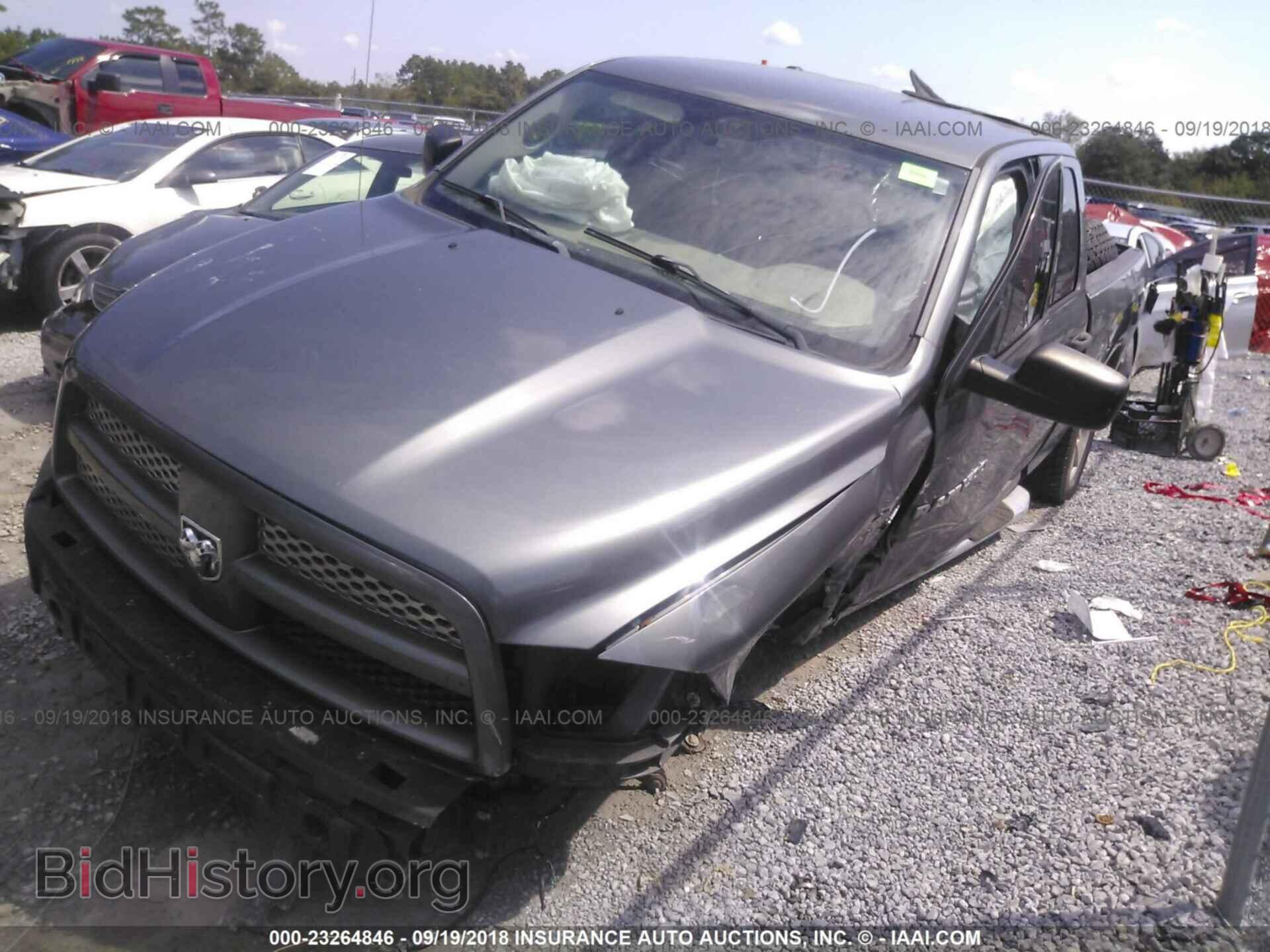 2012 Dodge RAM 1500 - VIN: 1C6RD6FT8CS246102 - Фото 2